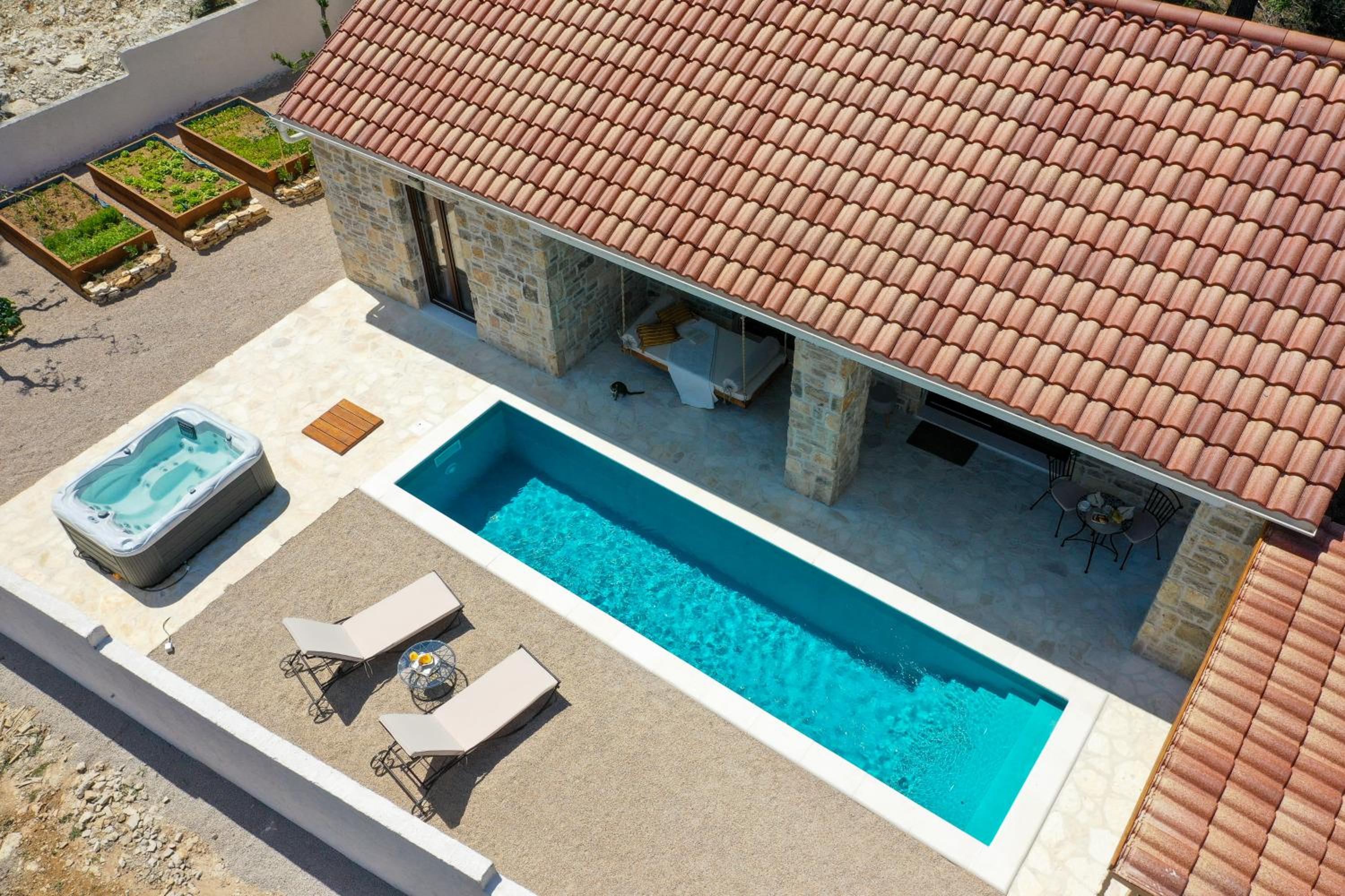 VILLA KARLA view 3