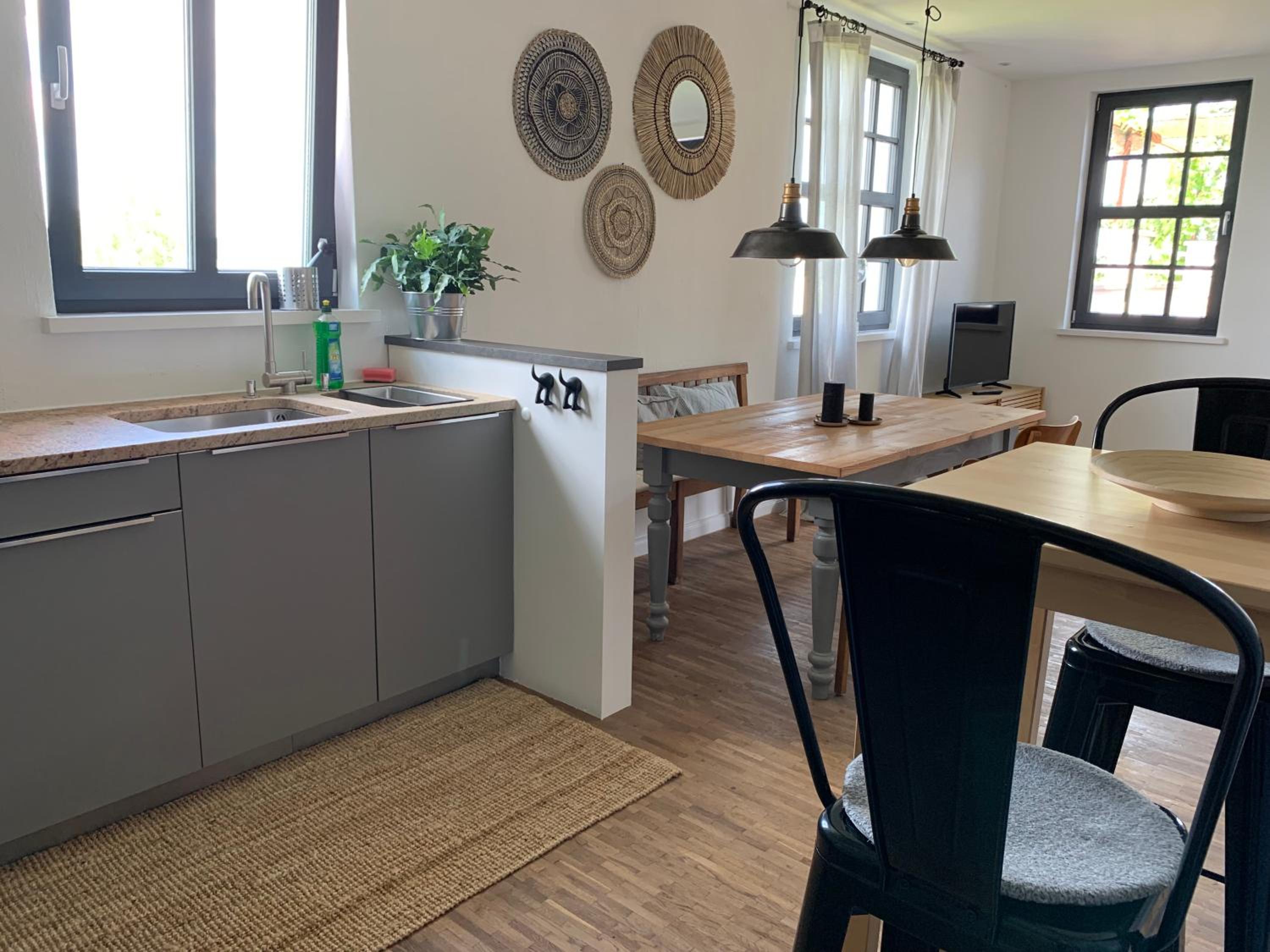 Haus & Hof Guest House