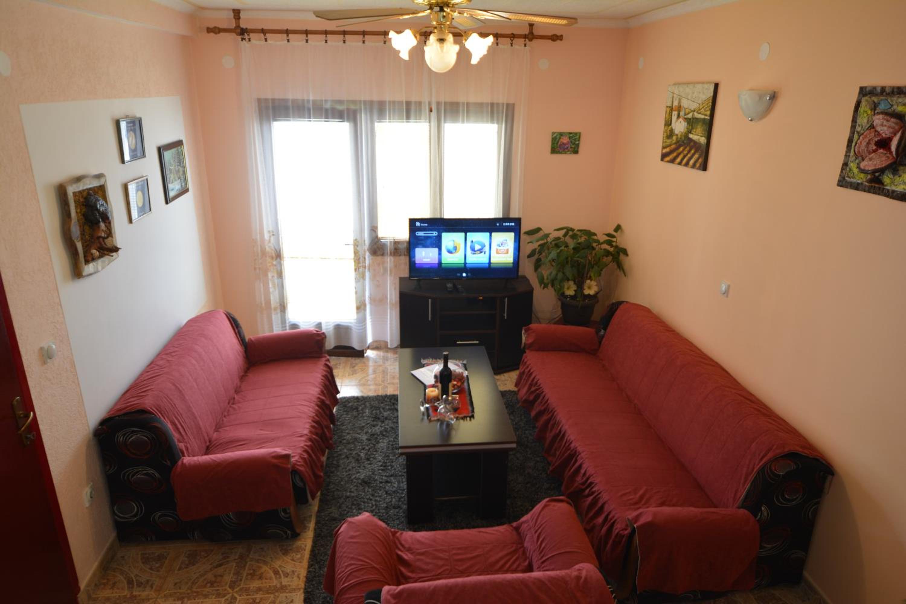 Photo 52
