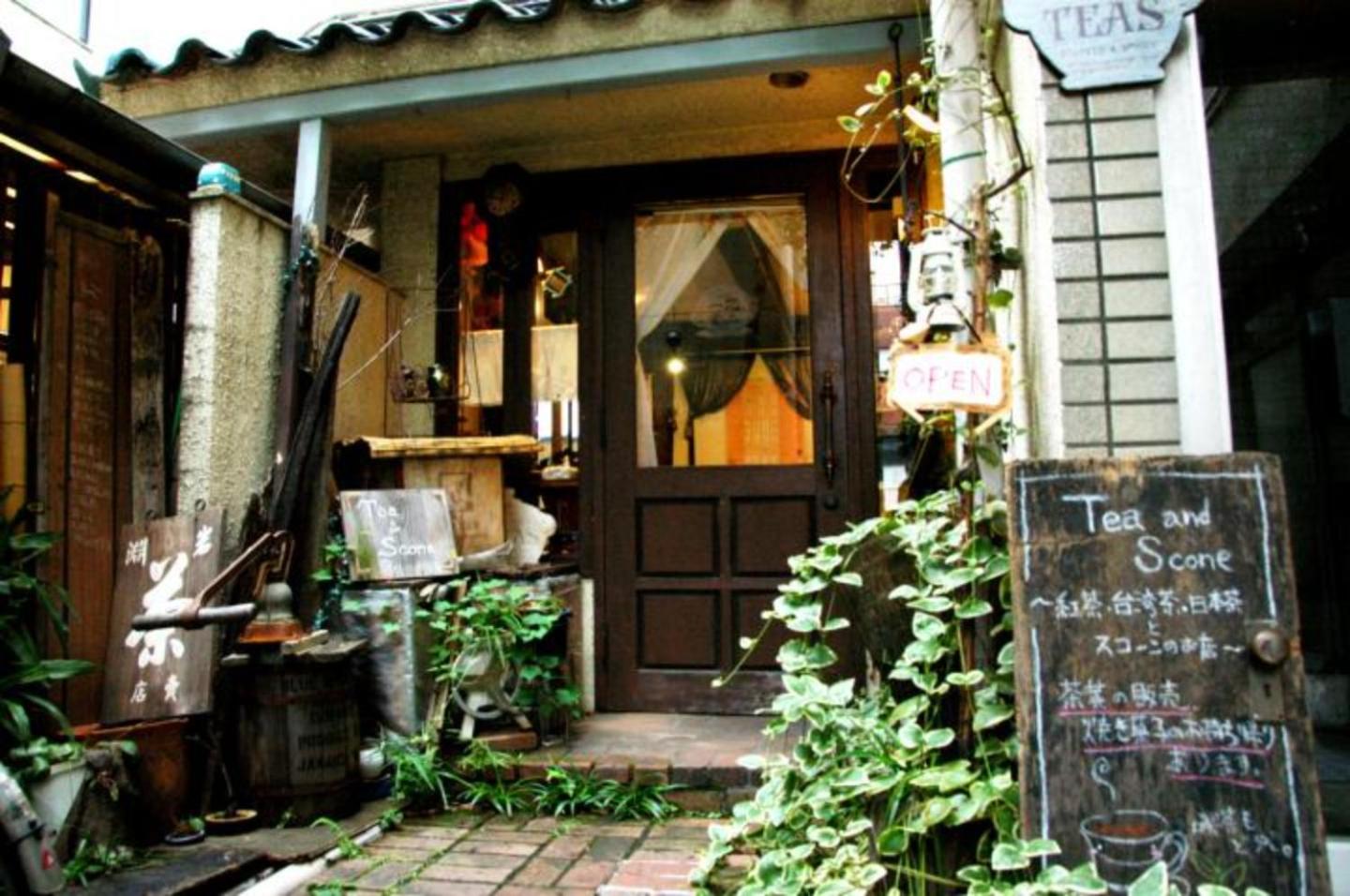 Laffitte Tokyo WEST