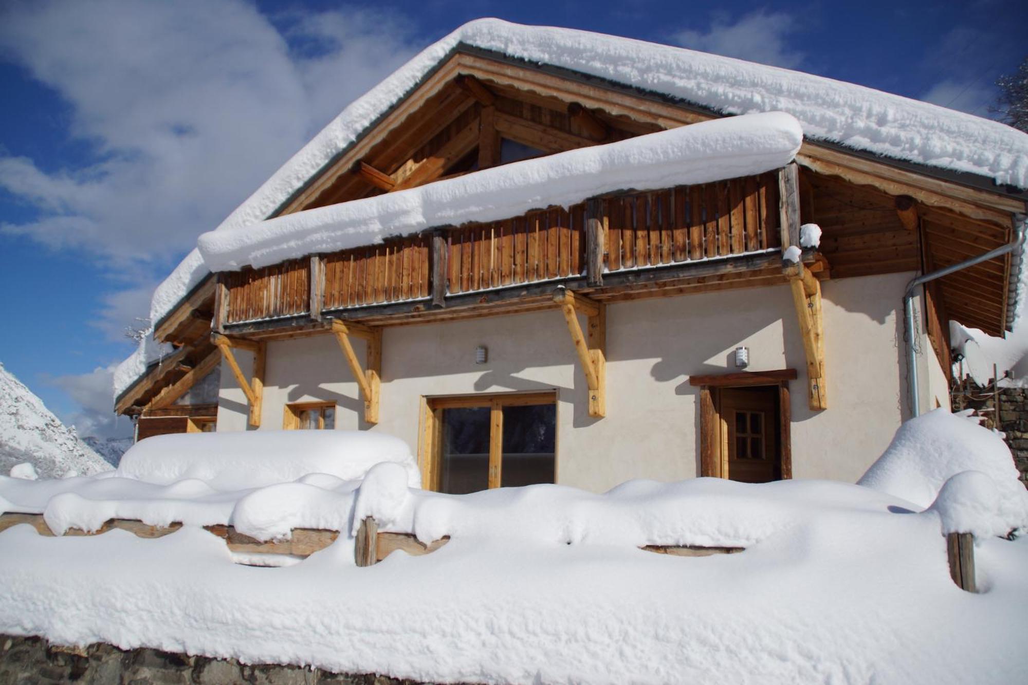Chalet Le Peak view 2