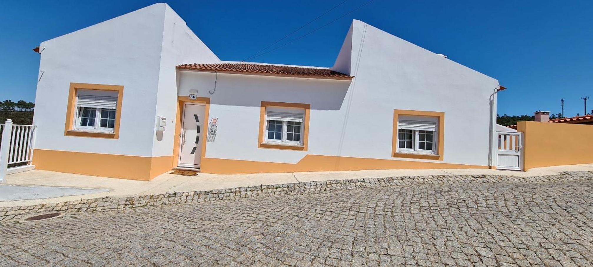 Casa dos Avós view 2