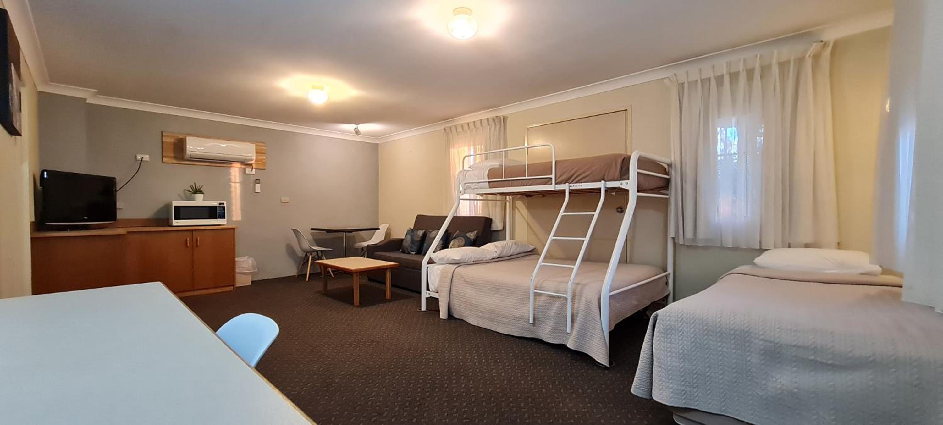 Golf Links Motel