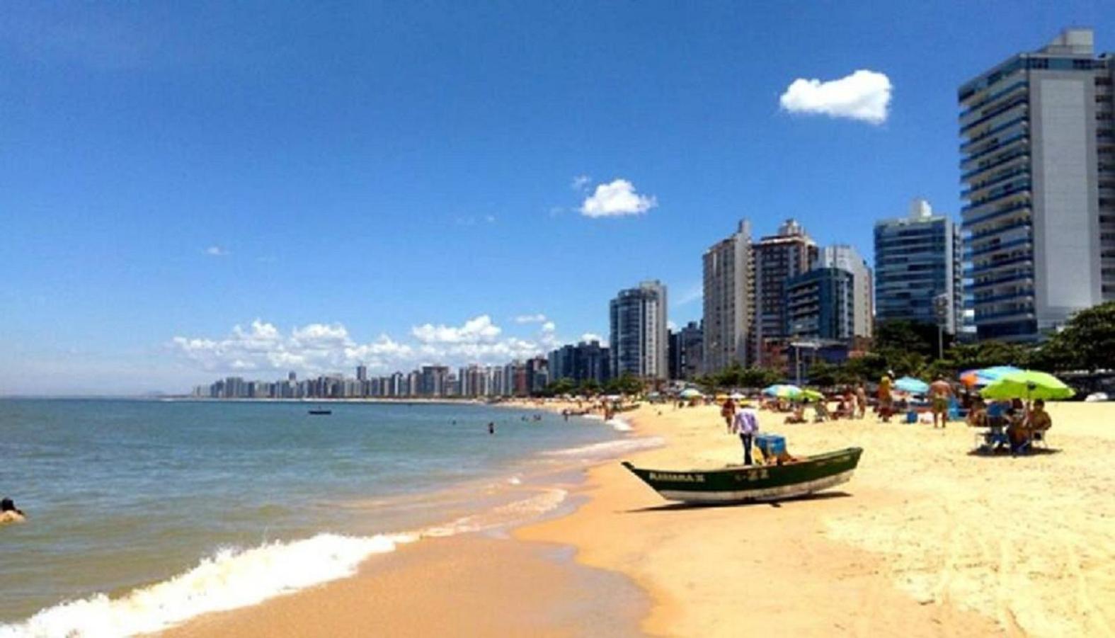 Apartamento 3 Qts Superconfortavel em Itapoã.