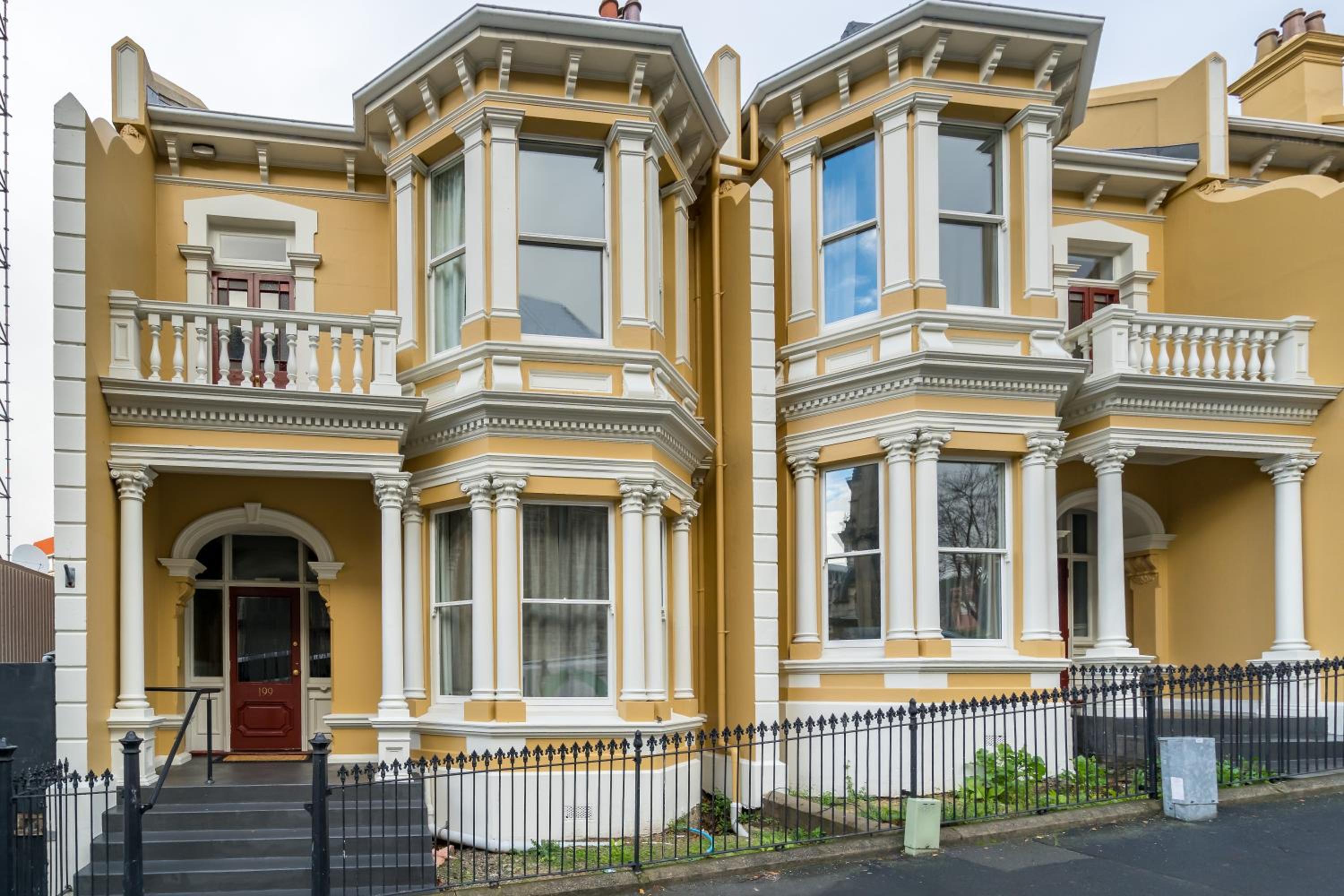 Inner City Executive Living on Stuart Street