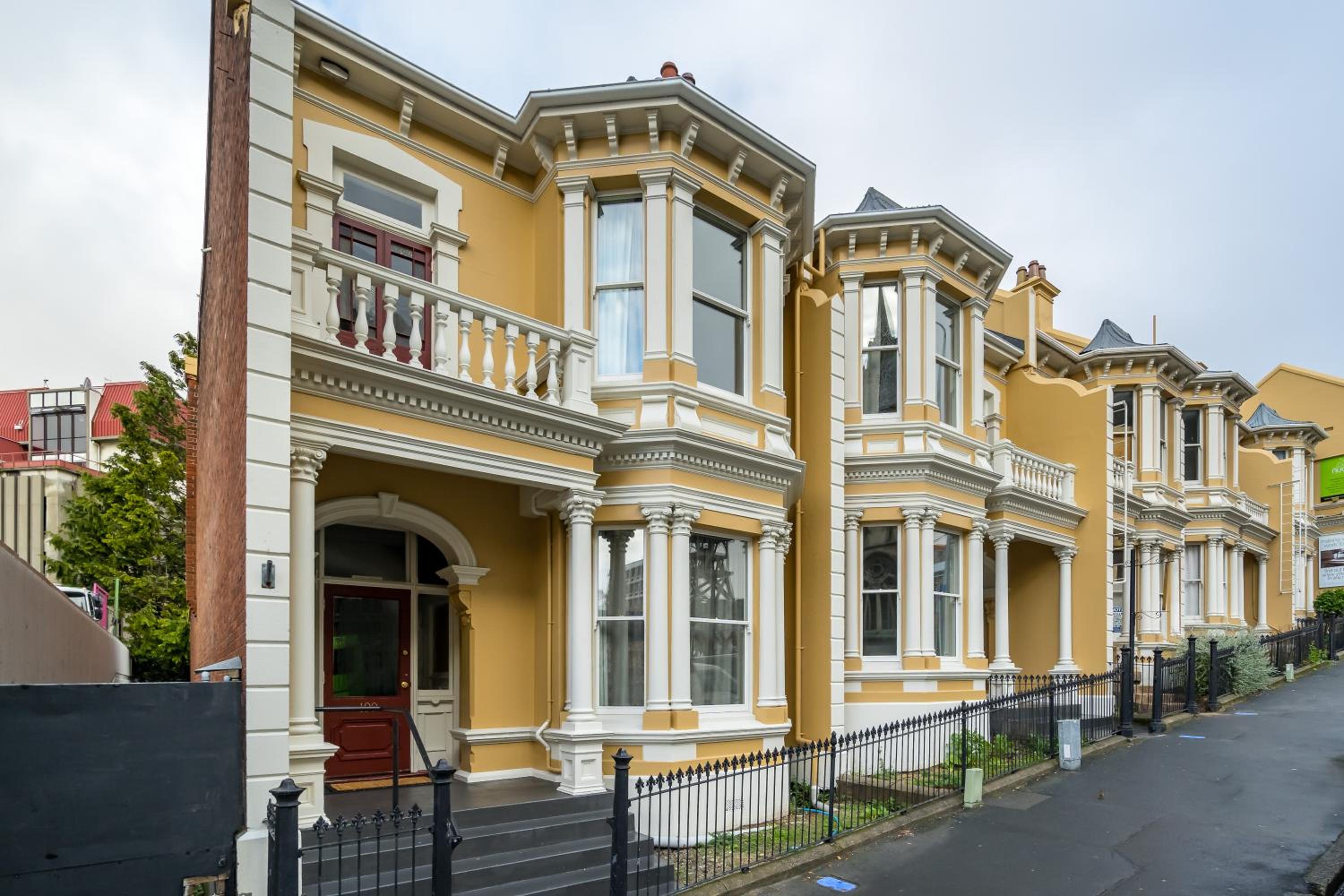 Inner City Executive Living on Stuart Street