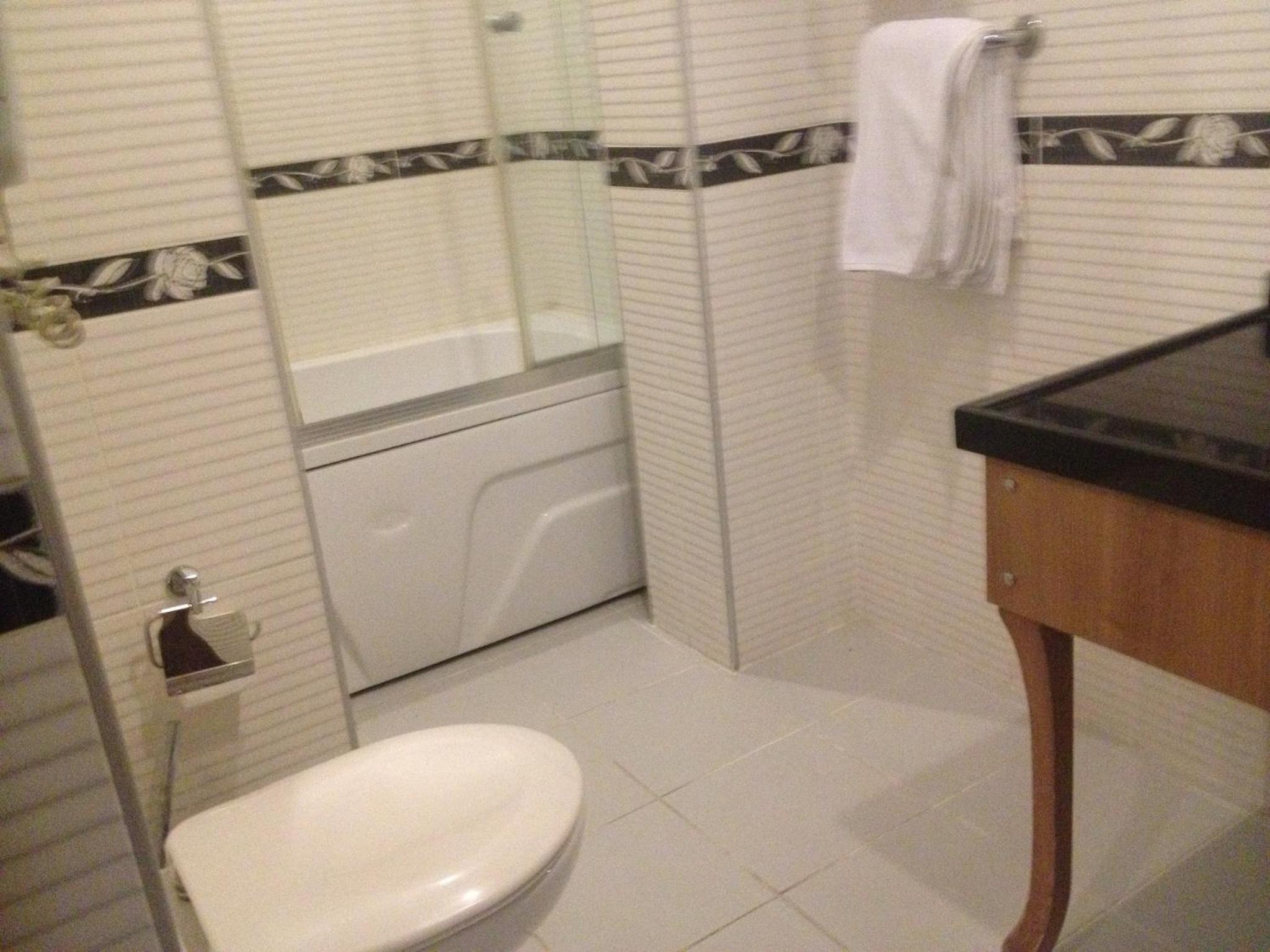 The City Hotel - Image 34