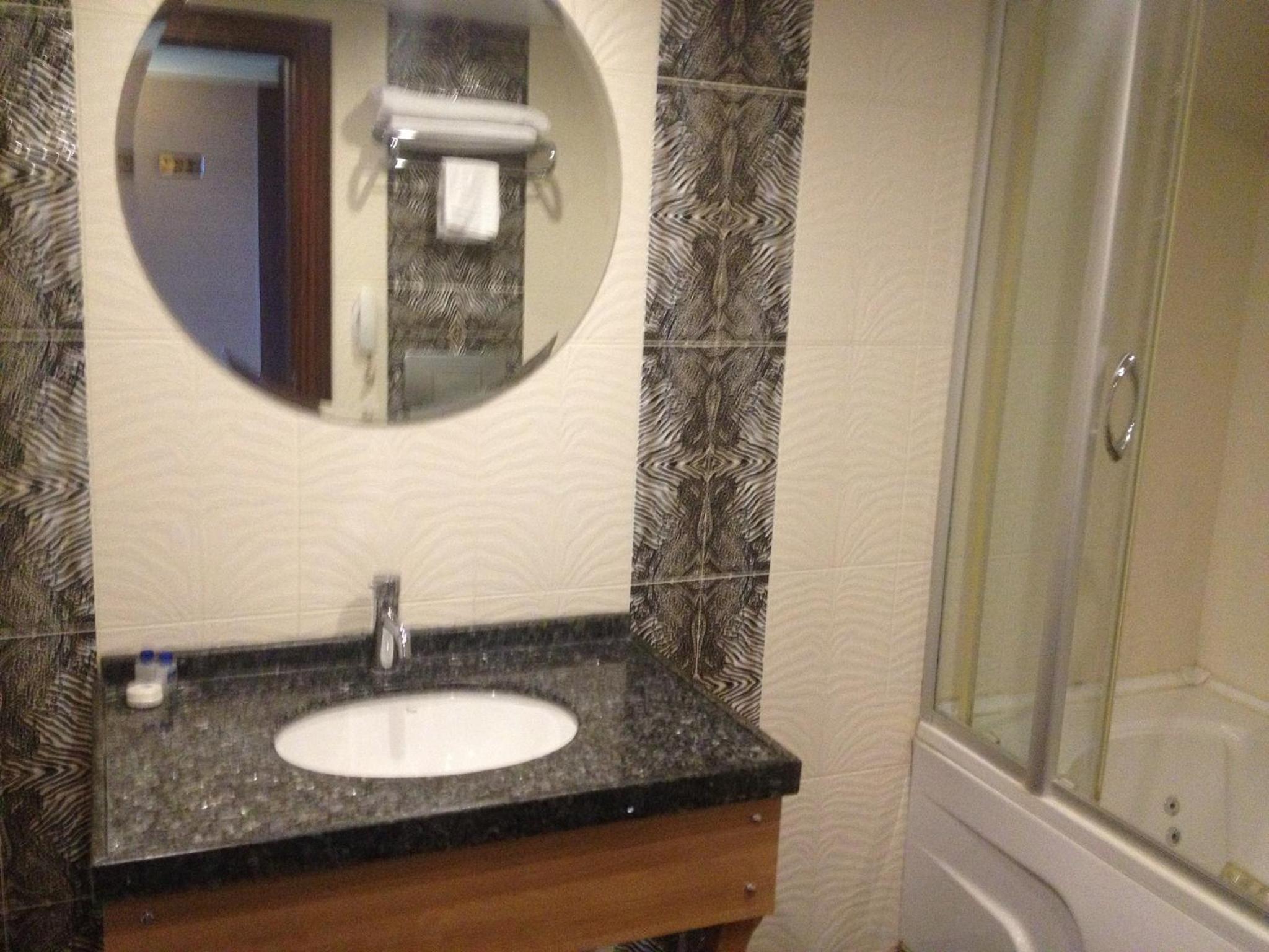 The City Hotel - Image 31