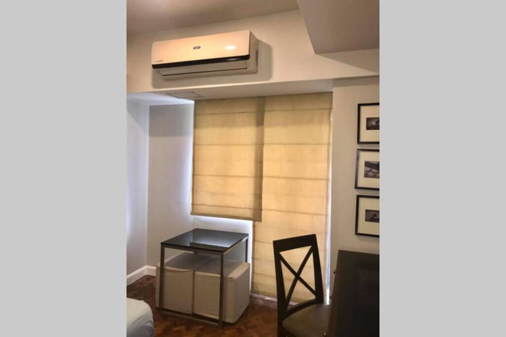 Studio in The Olympia, PRIME MAKATI LOCATION Near Ayala Triangle Gardens -FREE WIFI and Pool Use view 3