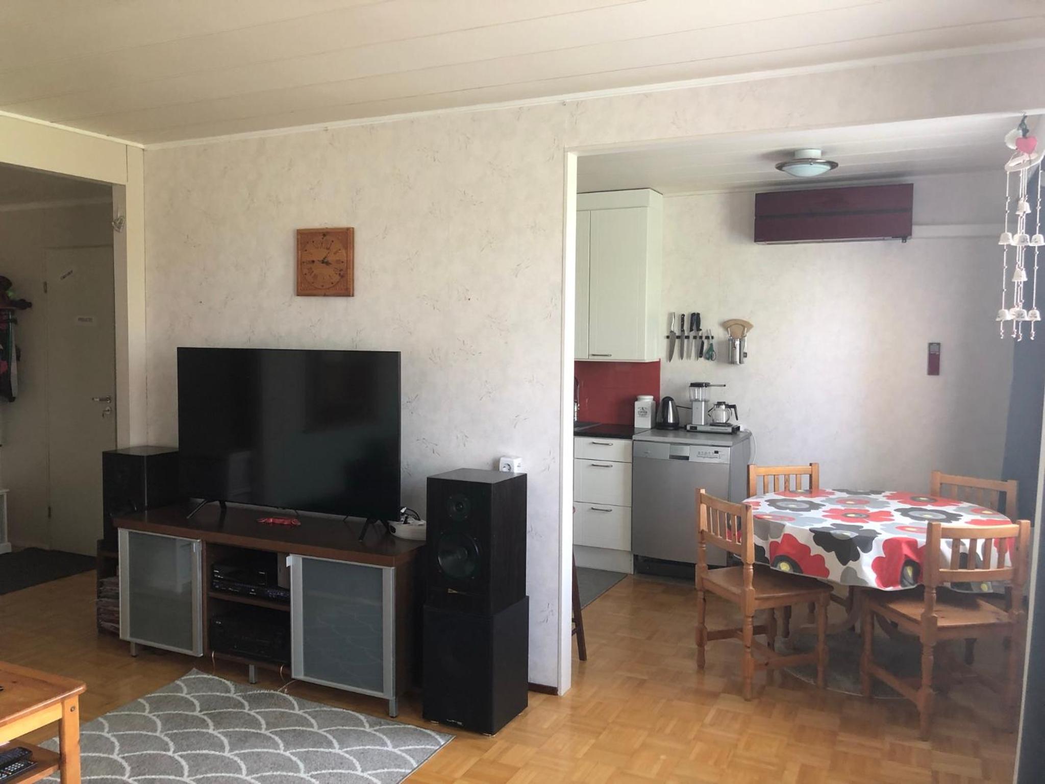 Apartment with aircondition and sauna view 2