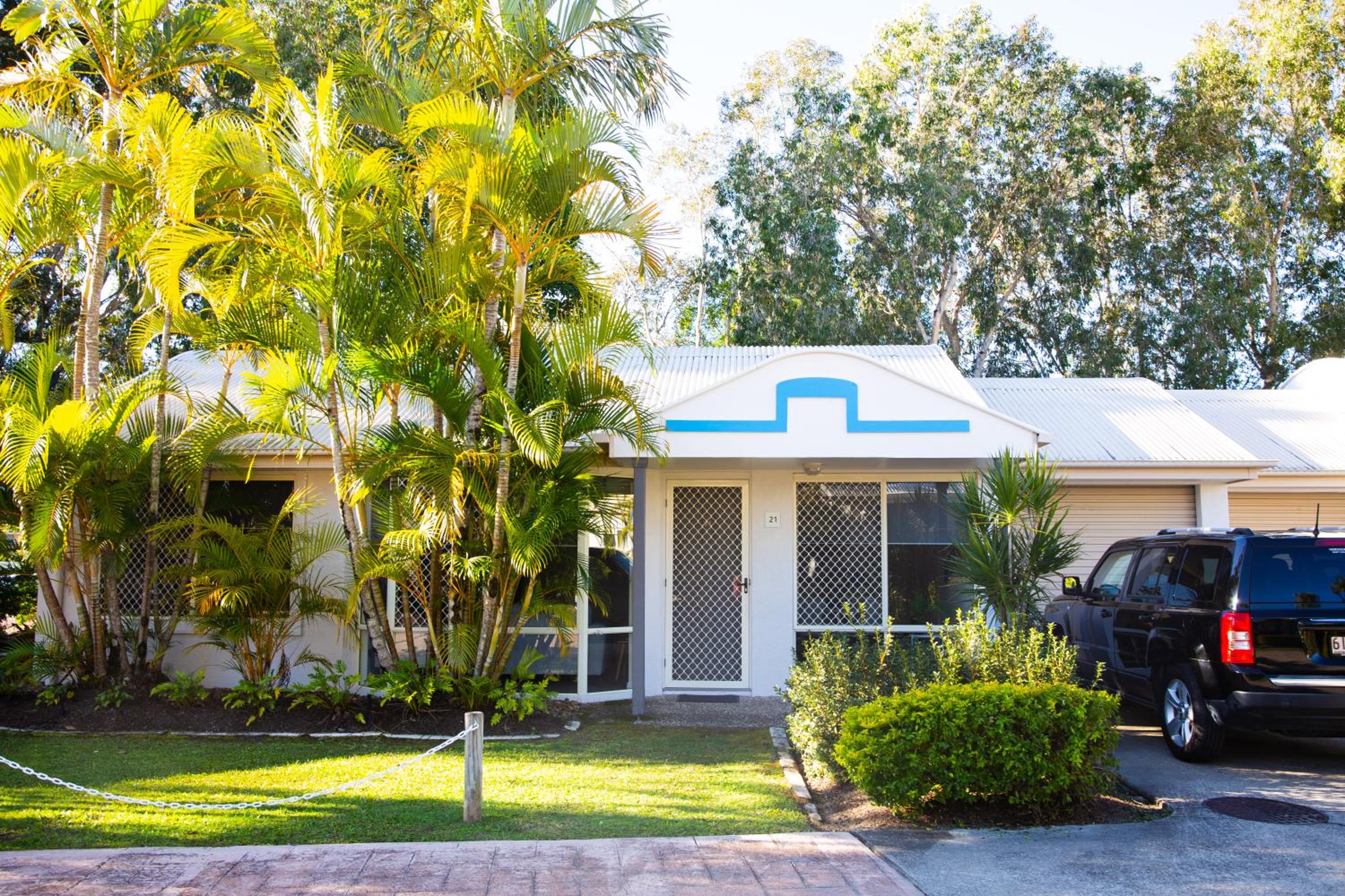 Noosaville Vacations - 2 Bedroom Villa In Tropical Resort - Property Image 3