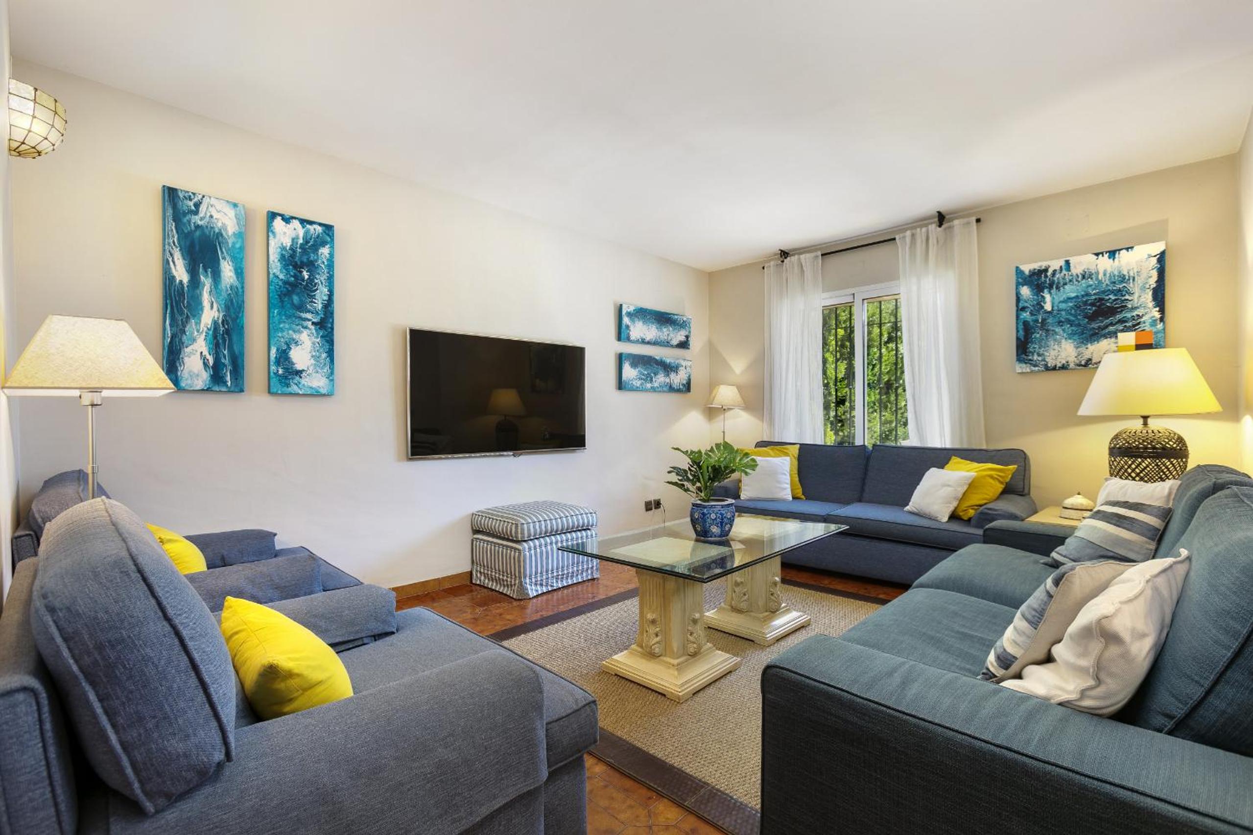 Casa Del Mar by Finest Rentals view 2