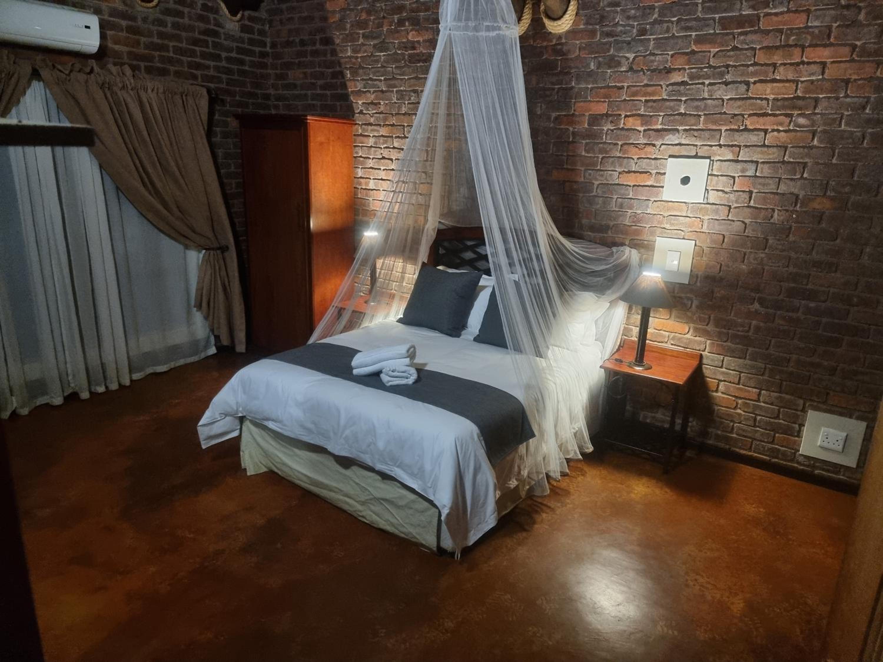 Sundowners Game Lodge