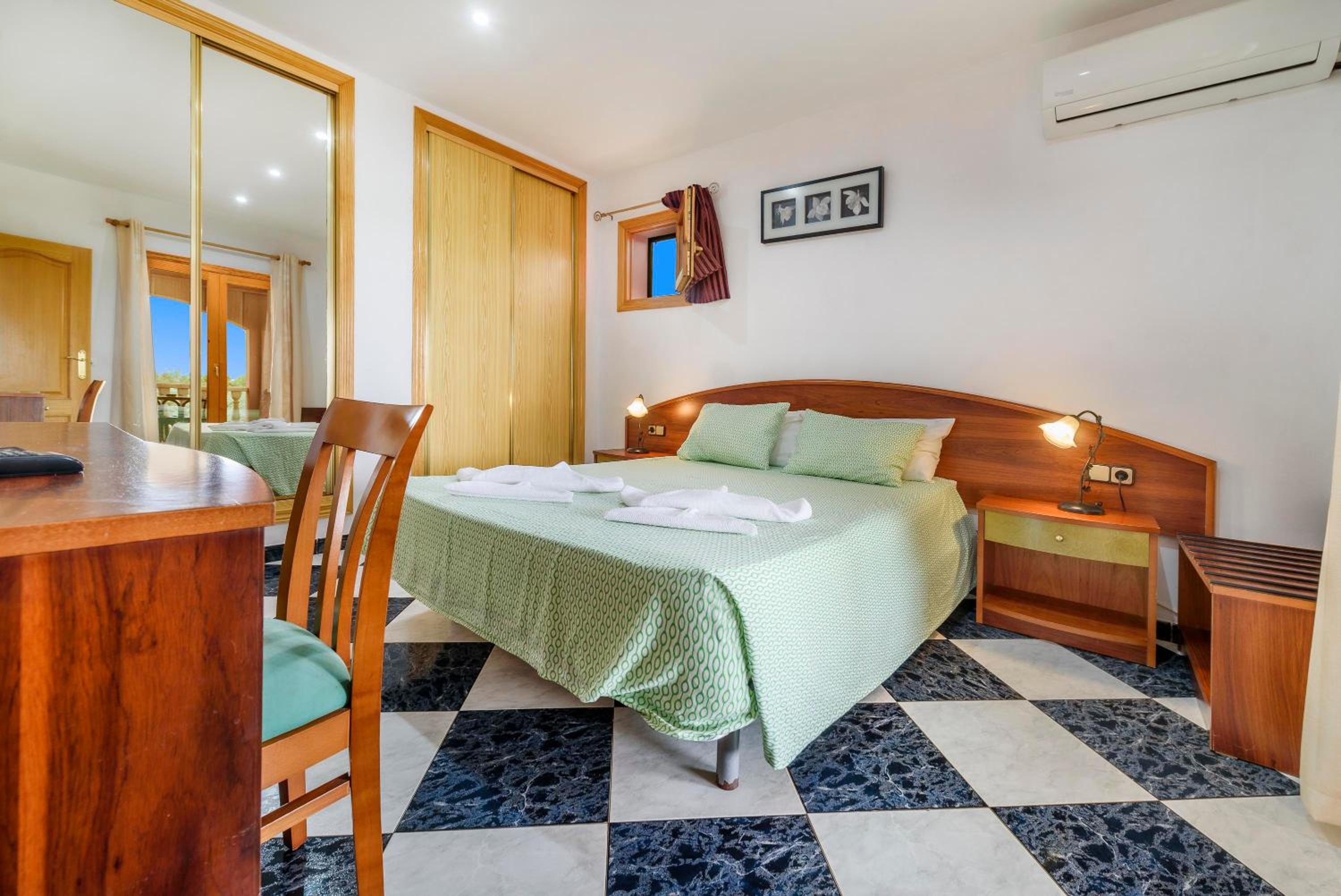 Casa Campillos
