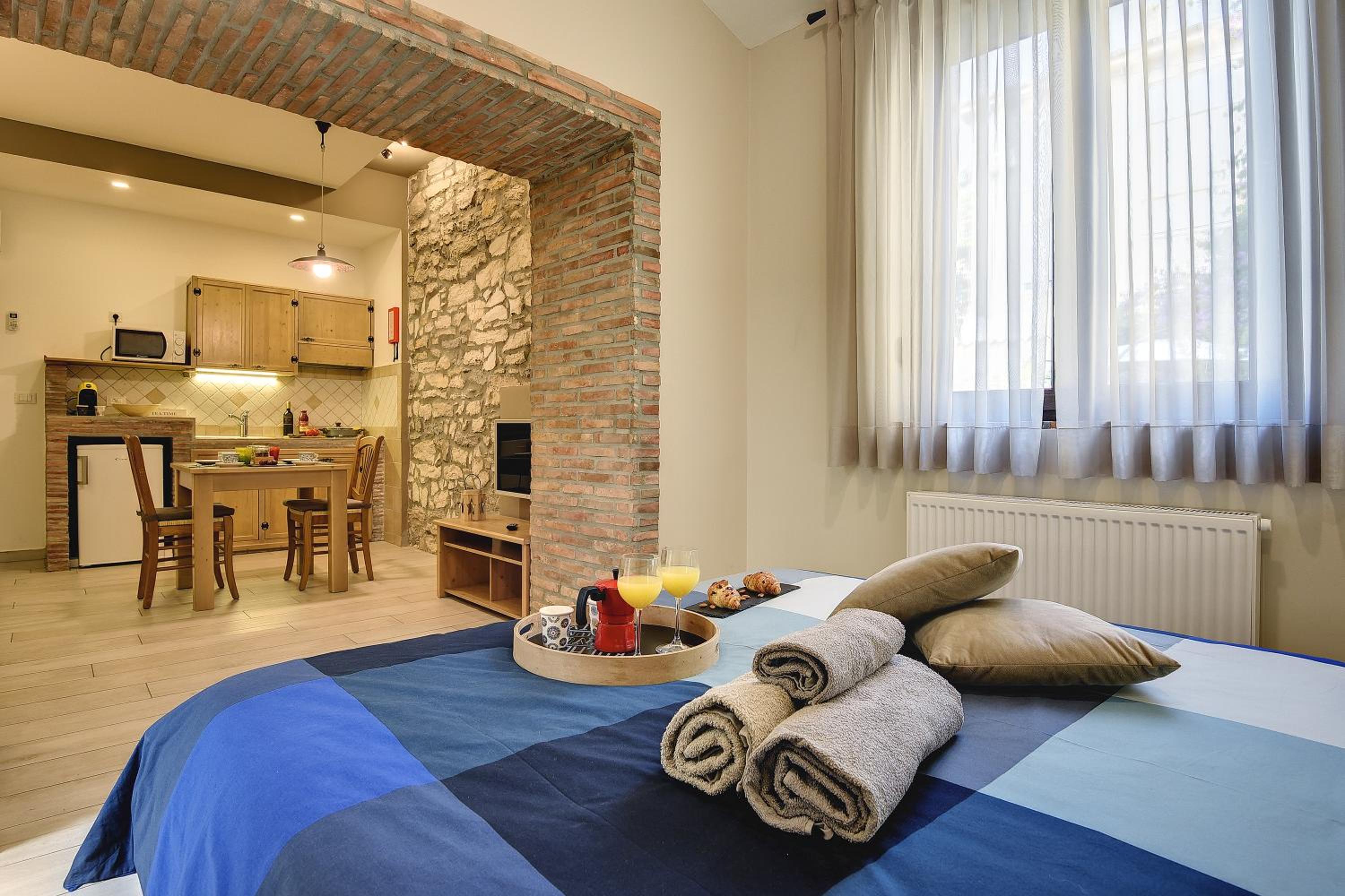 Mimoza Old Town Pula Apartments view 5