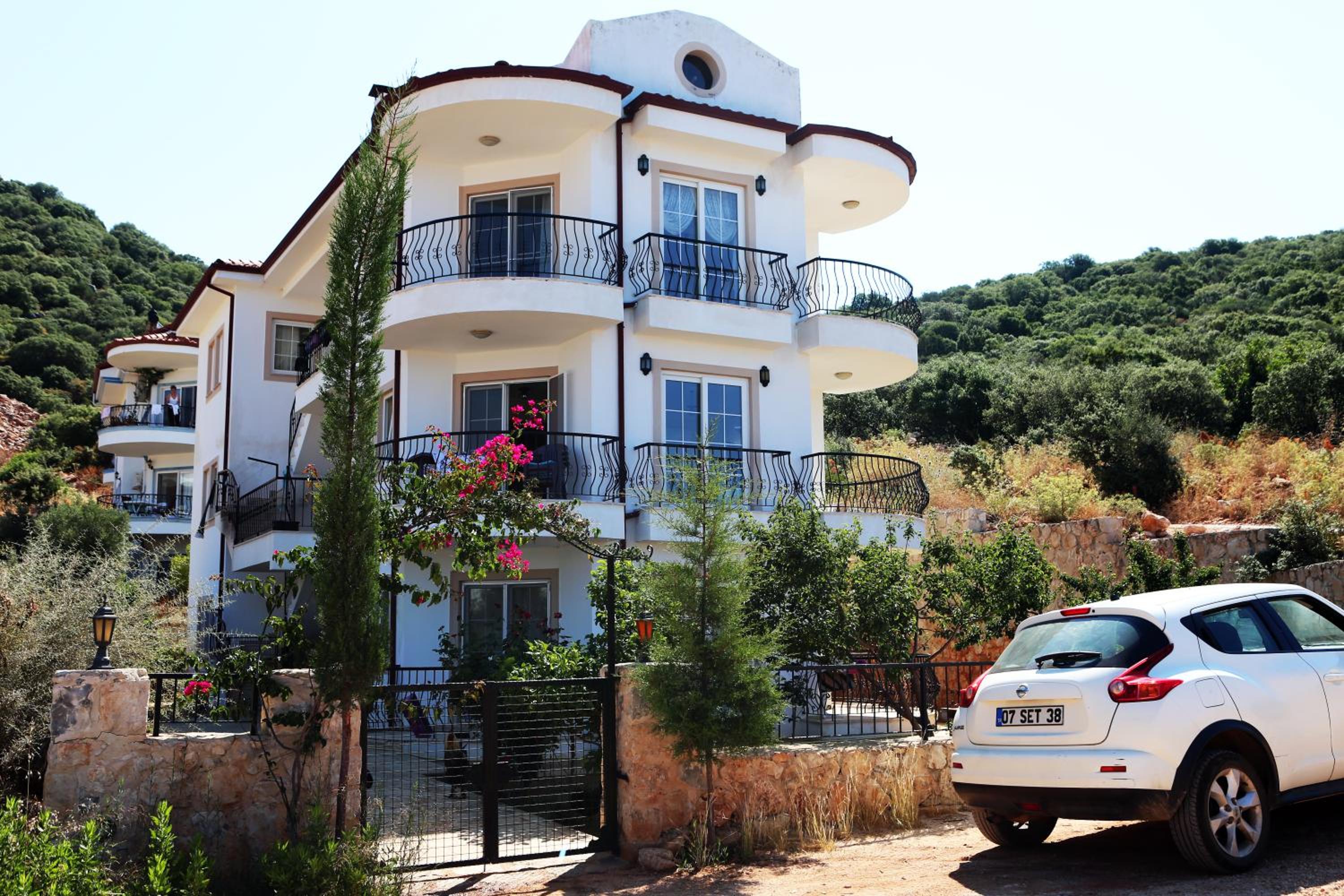 Hotel Kaş Güzey apart 3+1 Doğa ve deniz manzaralı - Image 1