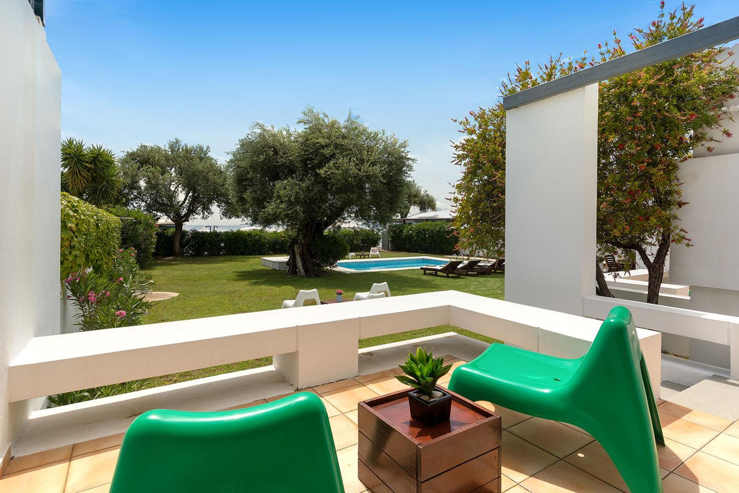 Villa Piedra Barbati - Seafront Villa