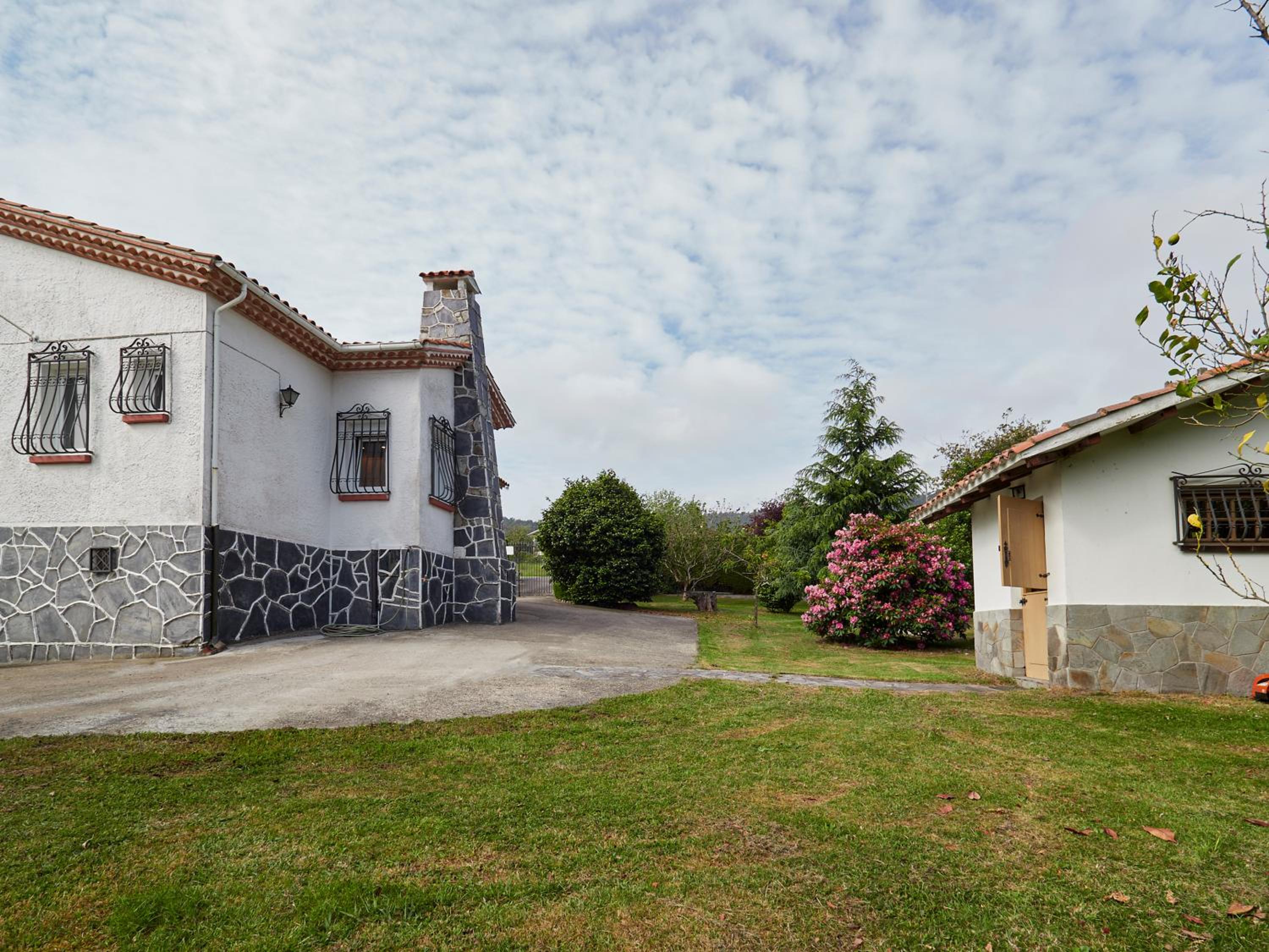 Finca Engracia view 4