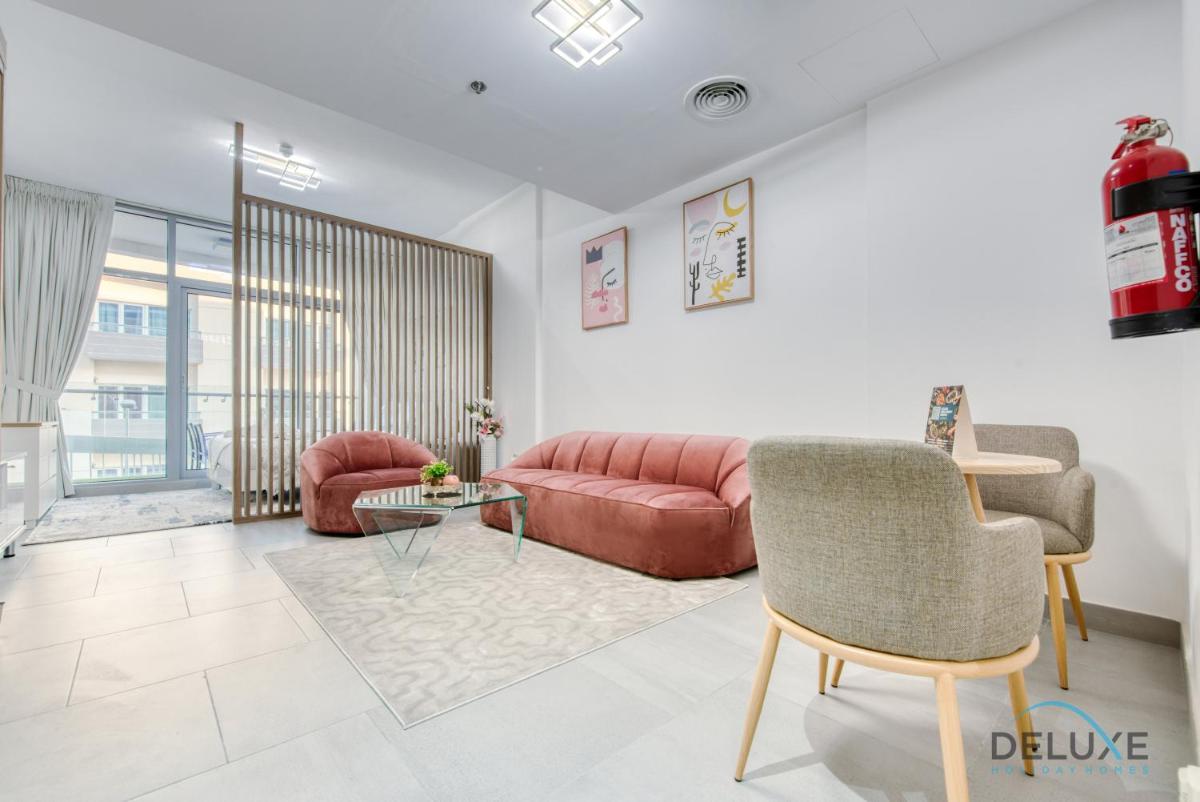 Artsy Studio at Shamal Waves JVC by Deluxe Holiday Homes