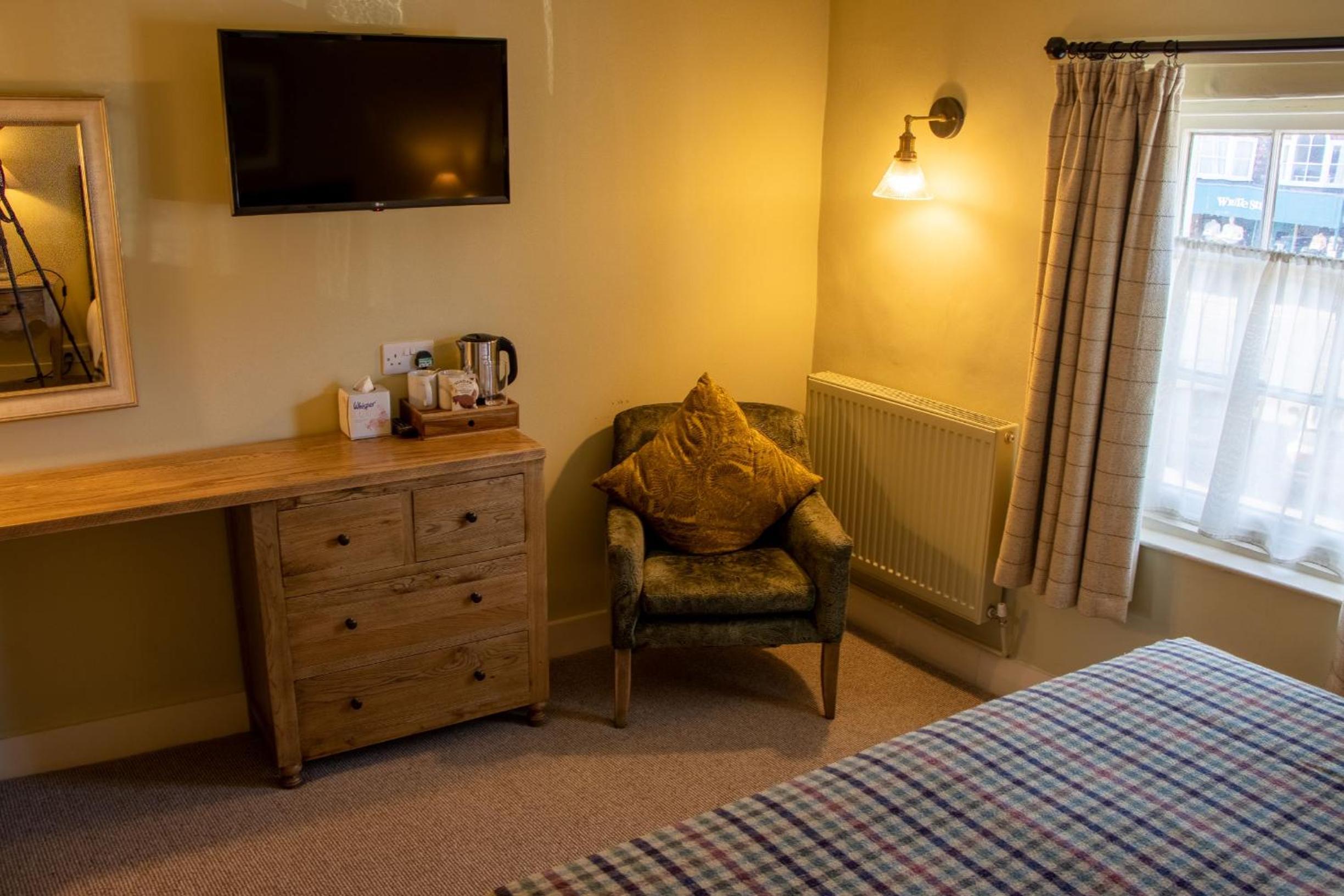 Marlborough Vacations - The Green Dragon - Property Image 3