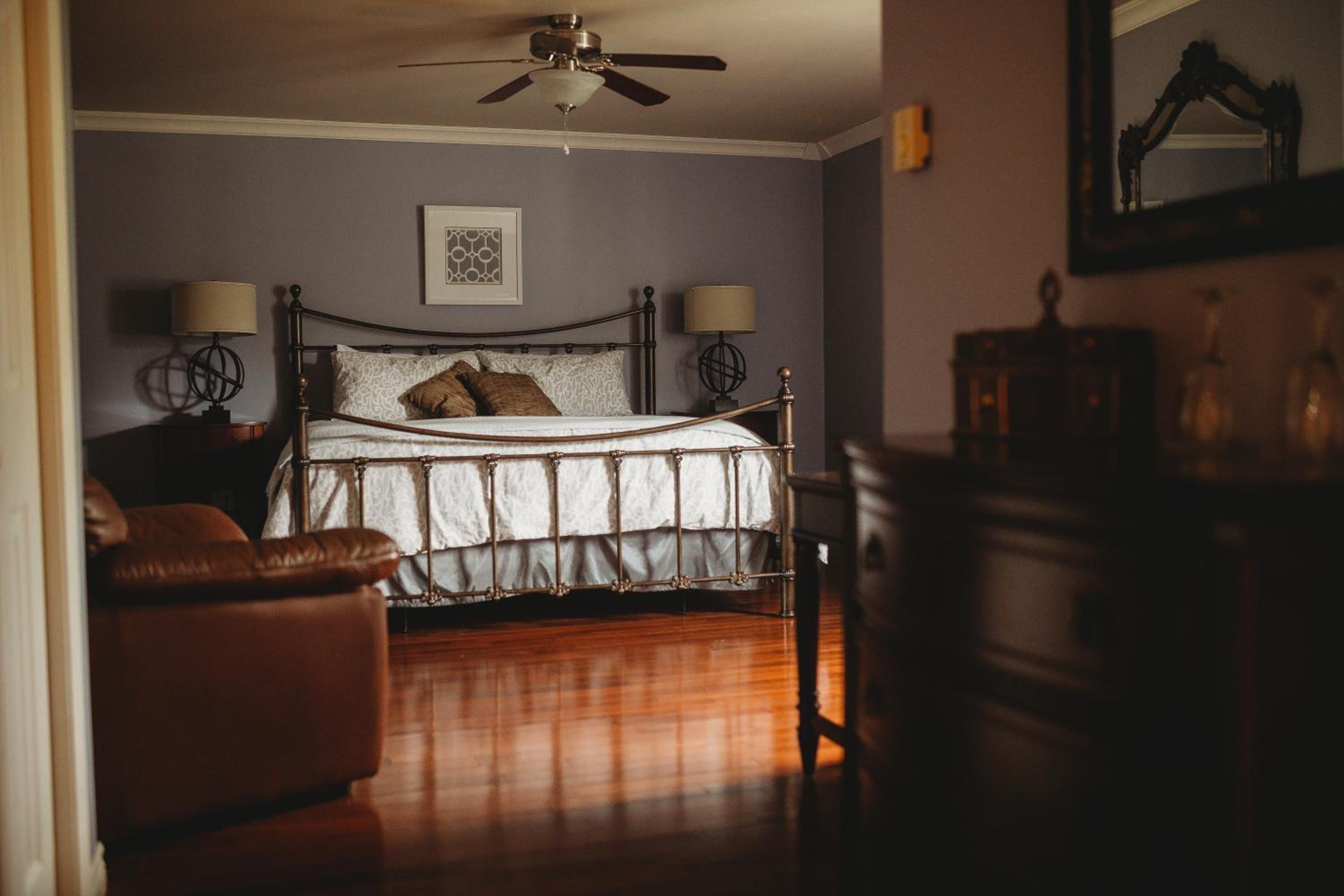 Carriage House Inn Four and a Half Stars