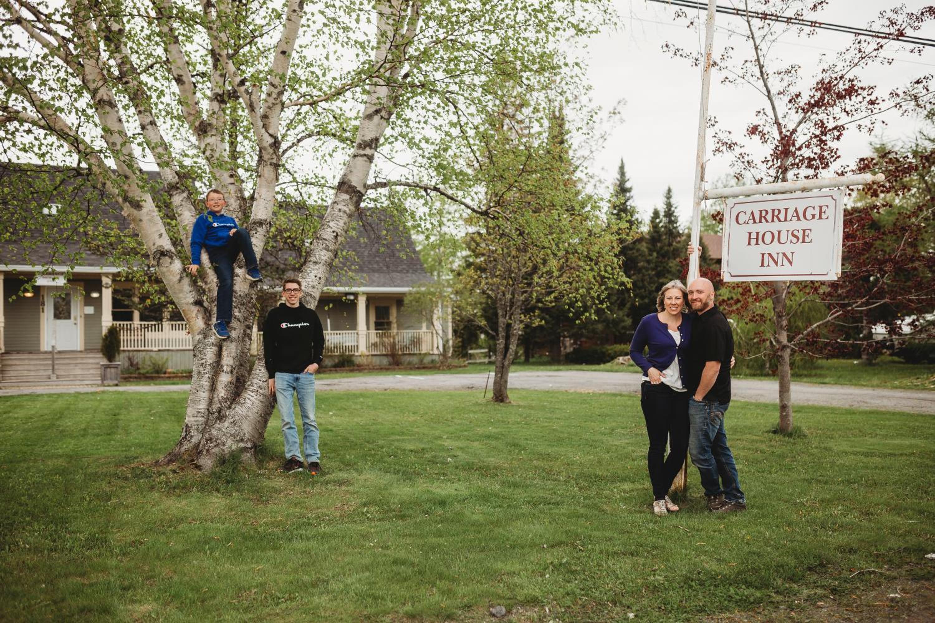 Carriage House Inn Four and a Half Stars