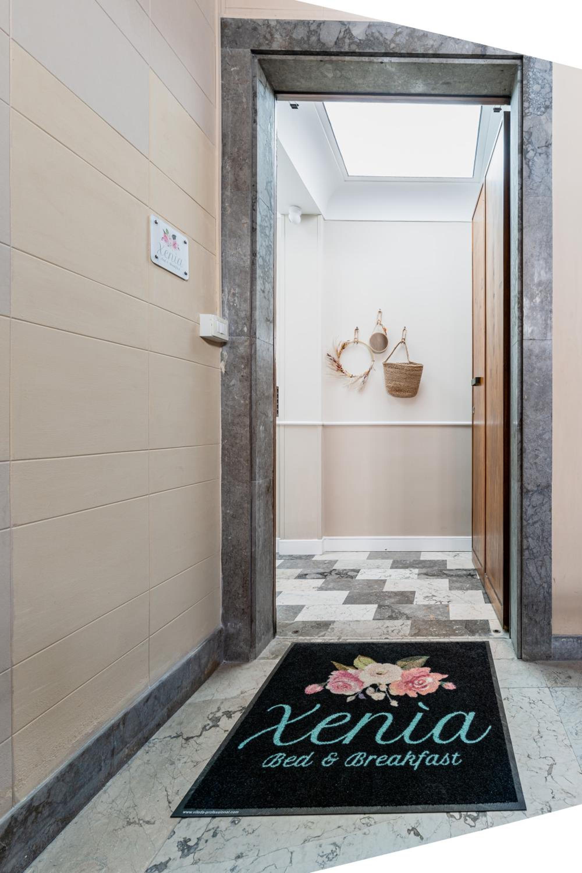 Hotel xenìa - Image 1