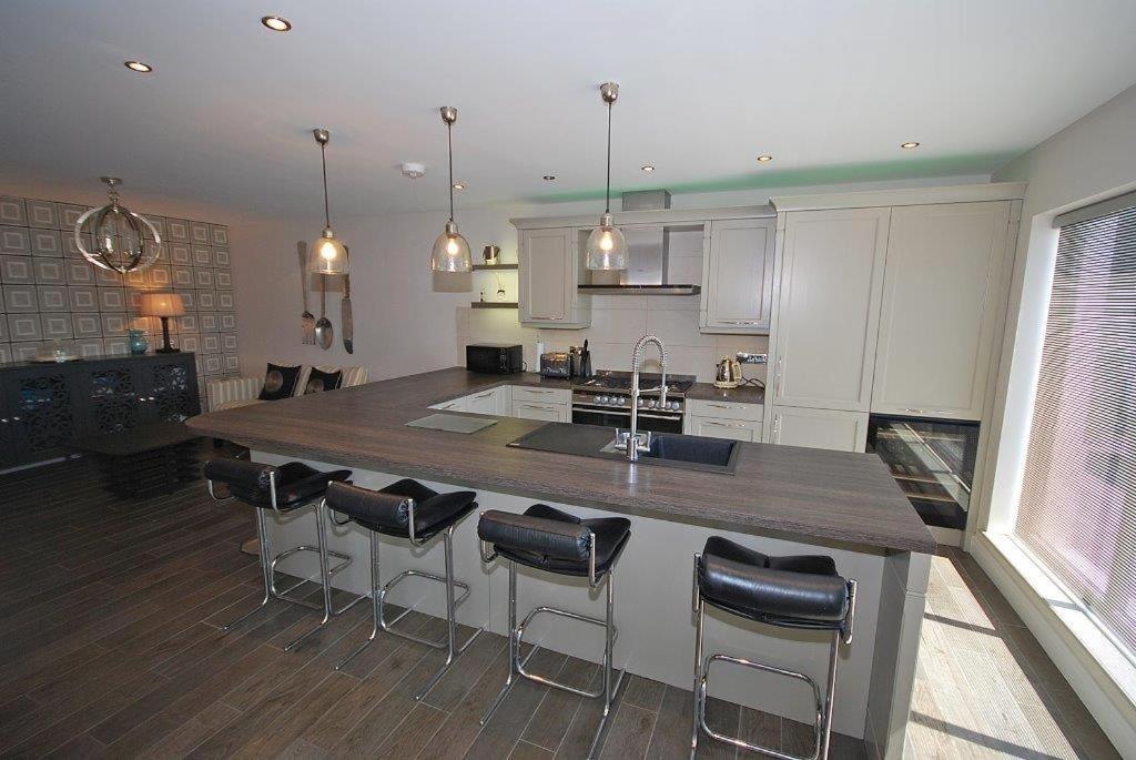 Amber Cottage - Luxury Cottage, Hot Tub, Sea Views and Log Burner view 5