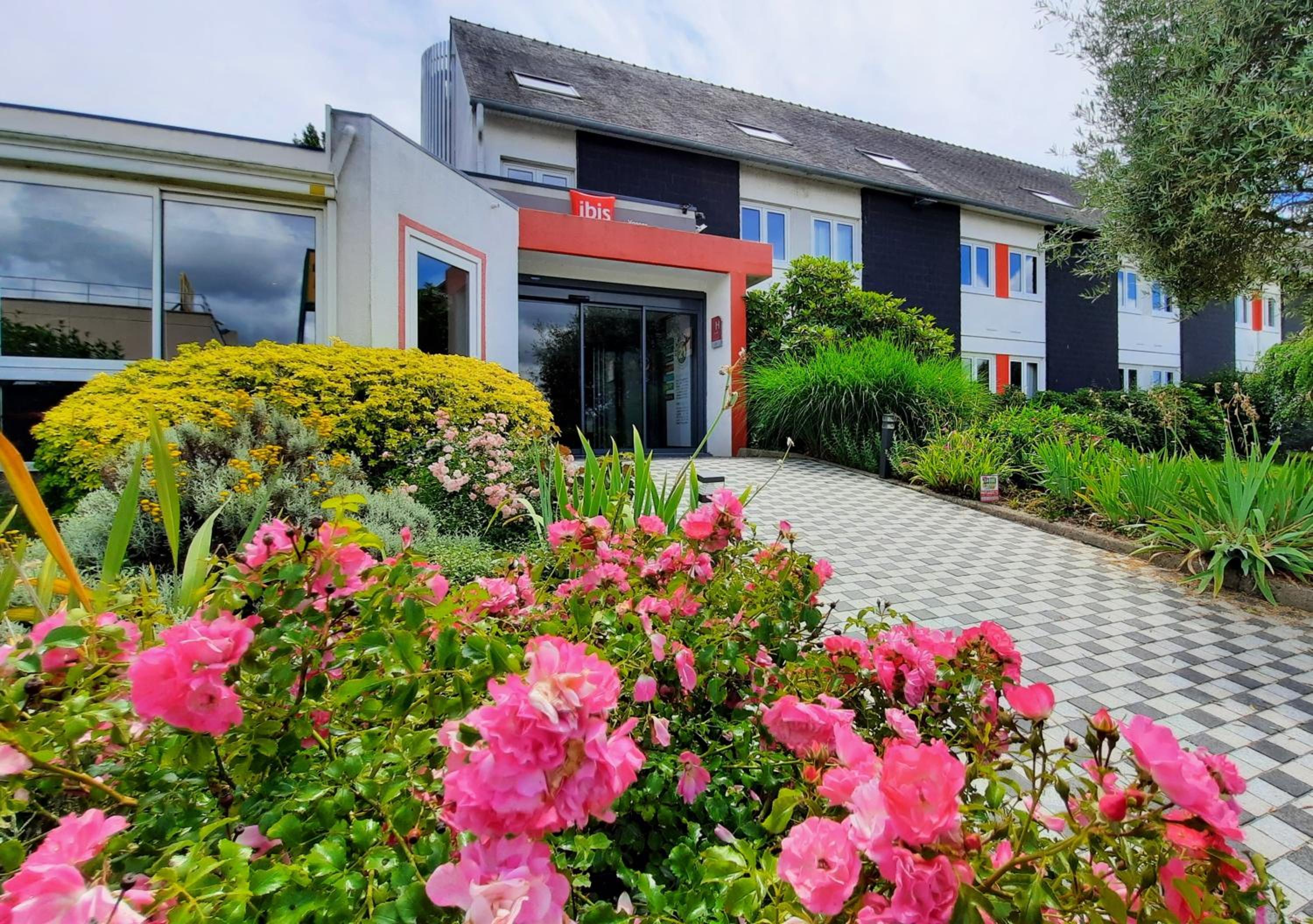 Vannes Vacations - ibis Vannes - Property Image 1
