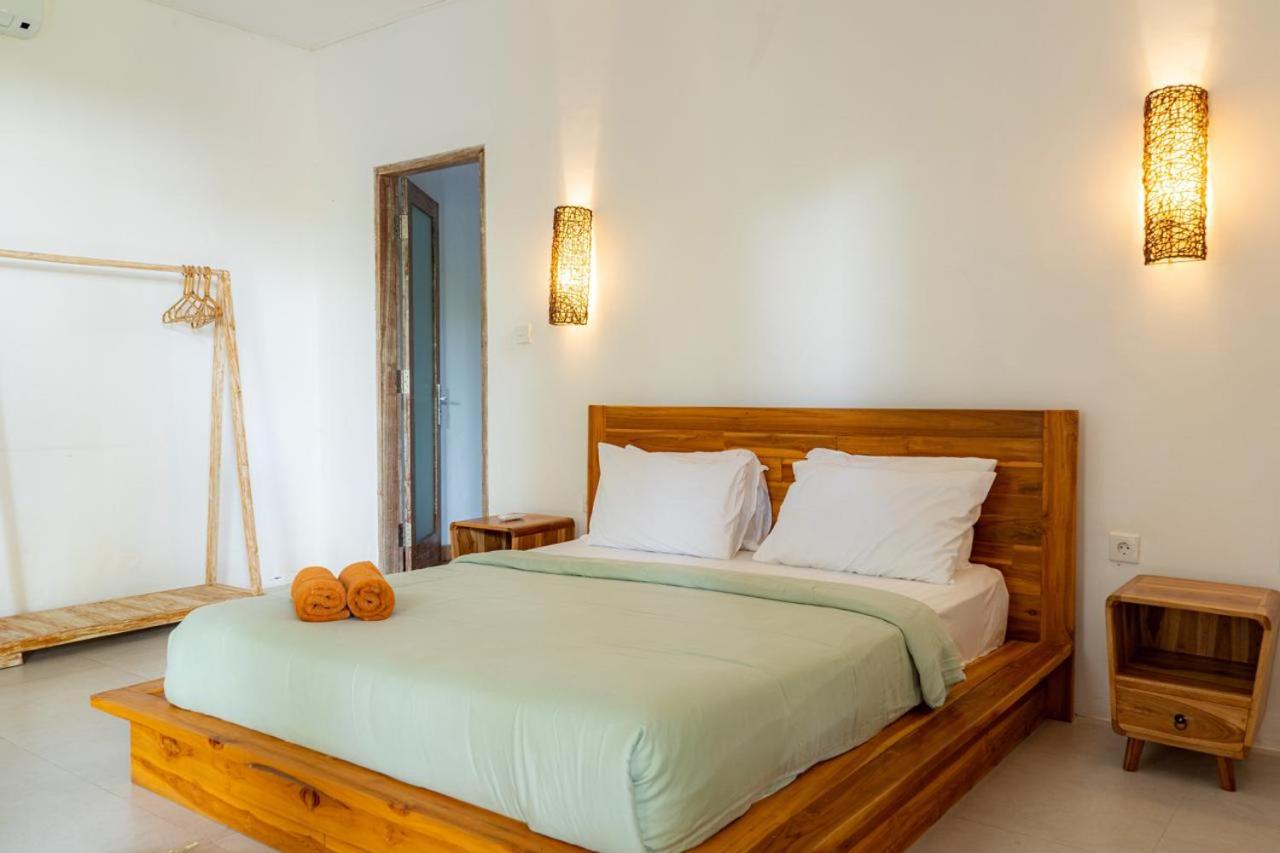 Peaceful Villa Canggu view 4