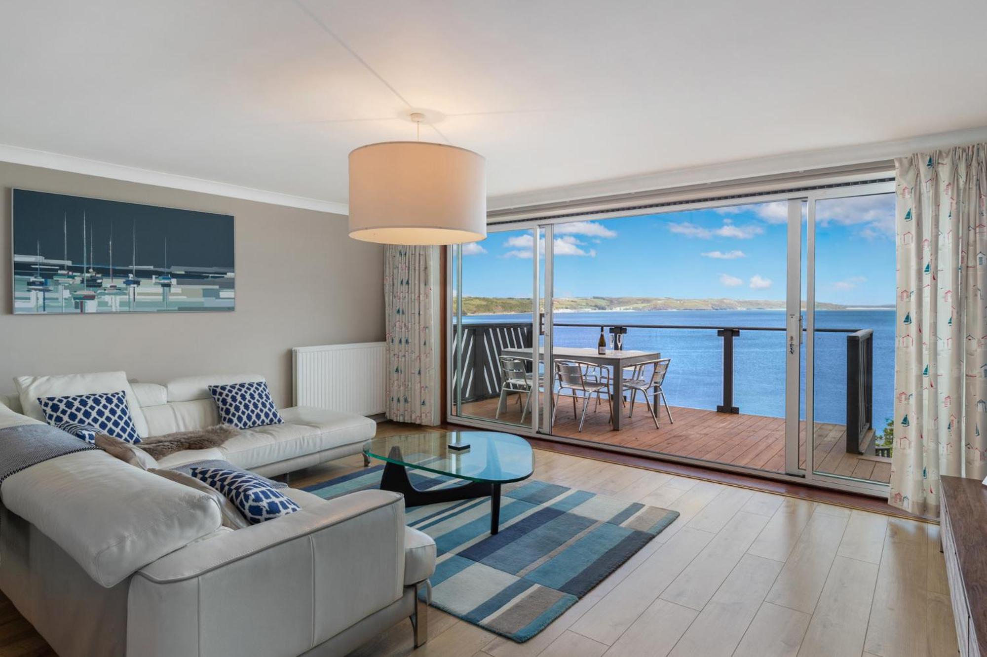 Cystanog Fach - Spectacular Sea Views, Balcony and Terrace, Parking view 4