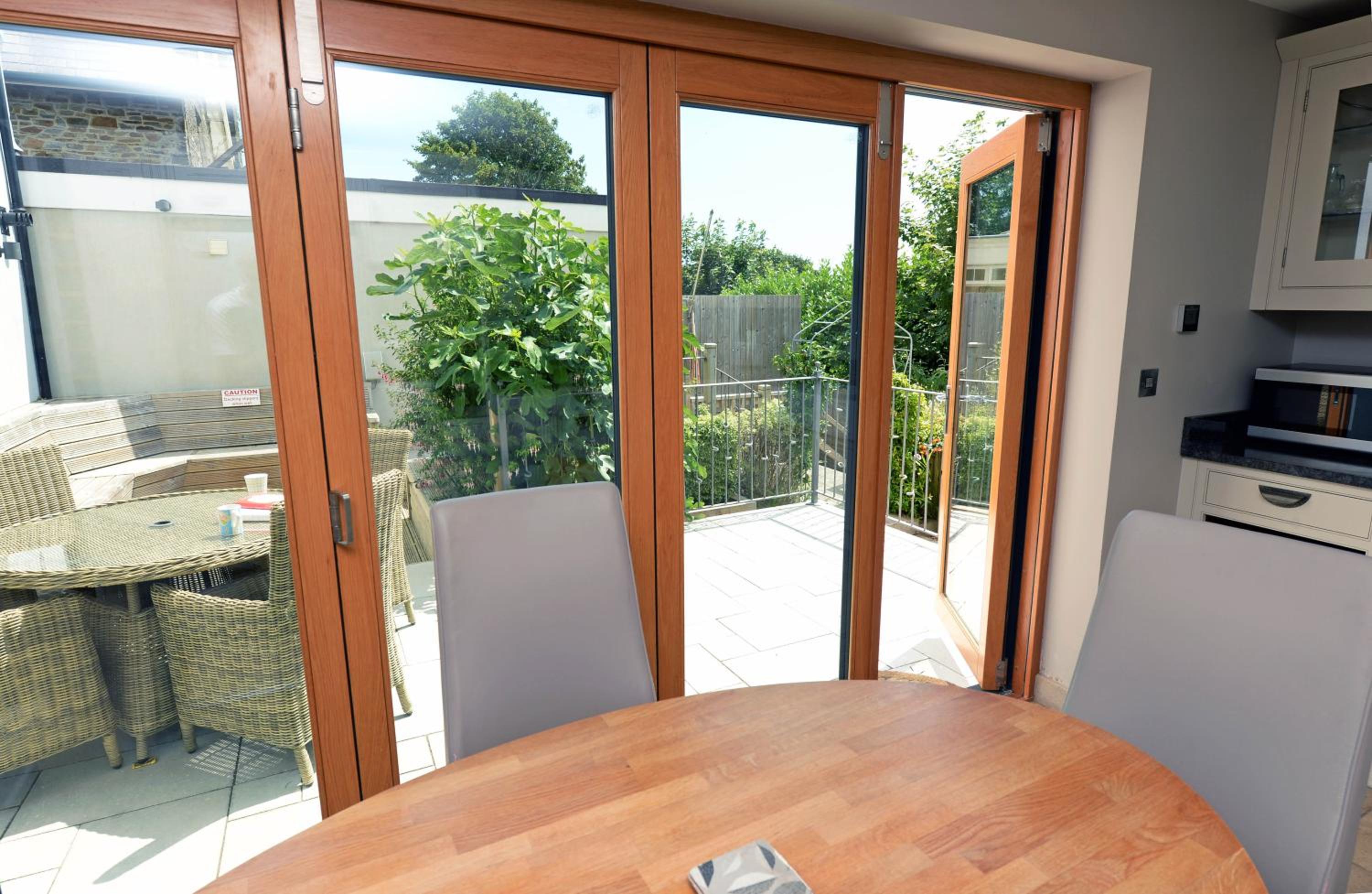 Priory Cottage - Luxury Cottage, Near to Beach view 4