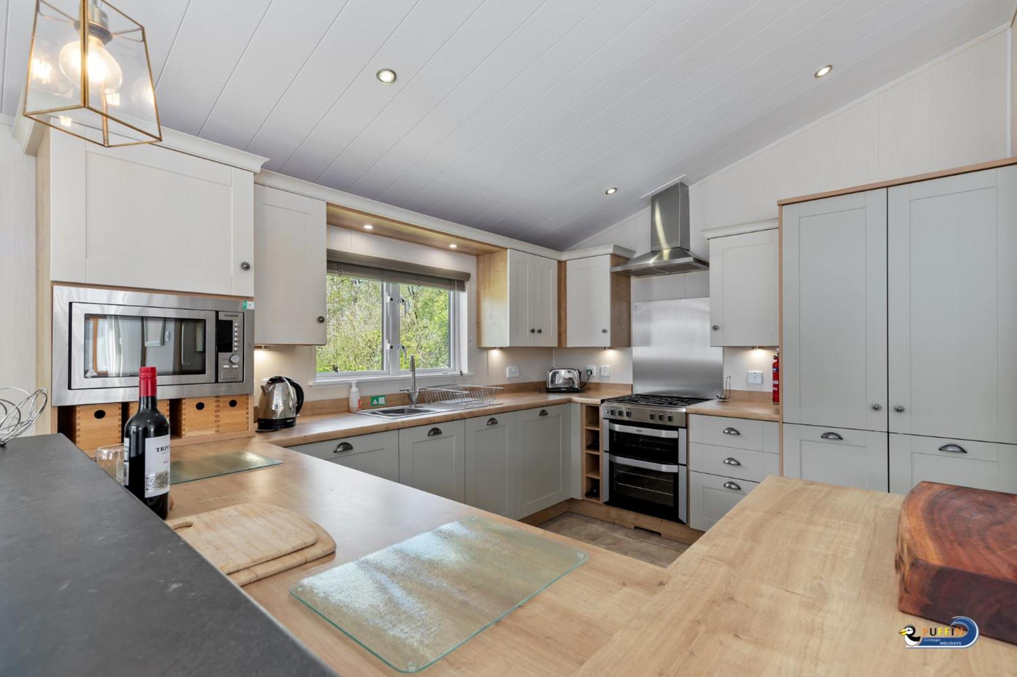 St Mary's View - Luxury Lodge, Short Walk to Beach, Parking view 5