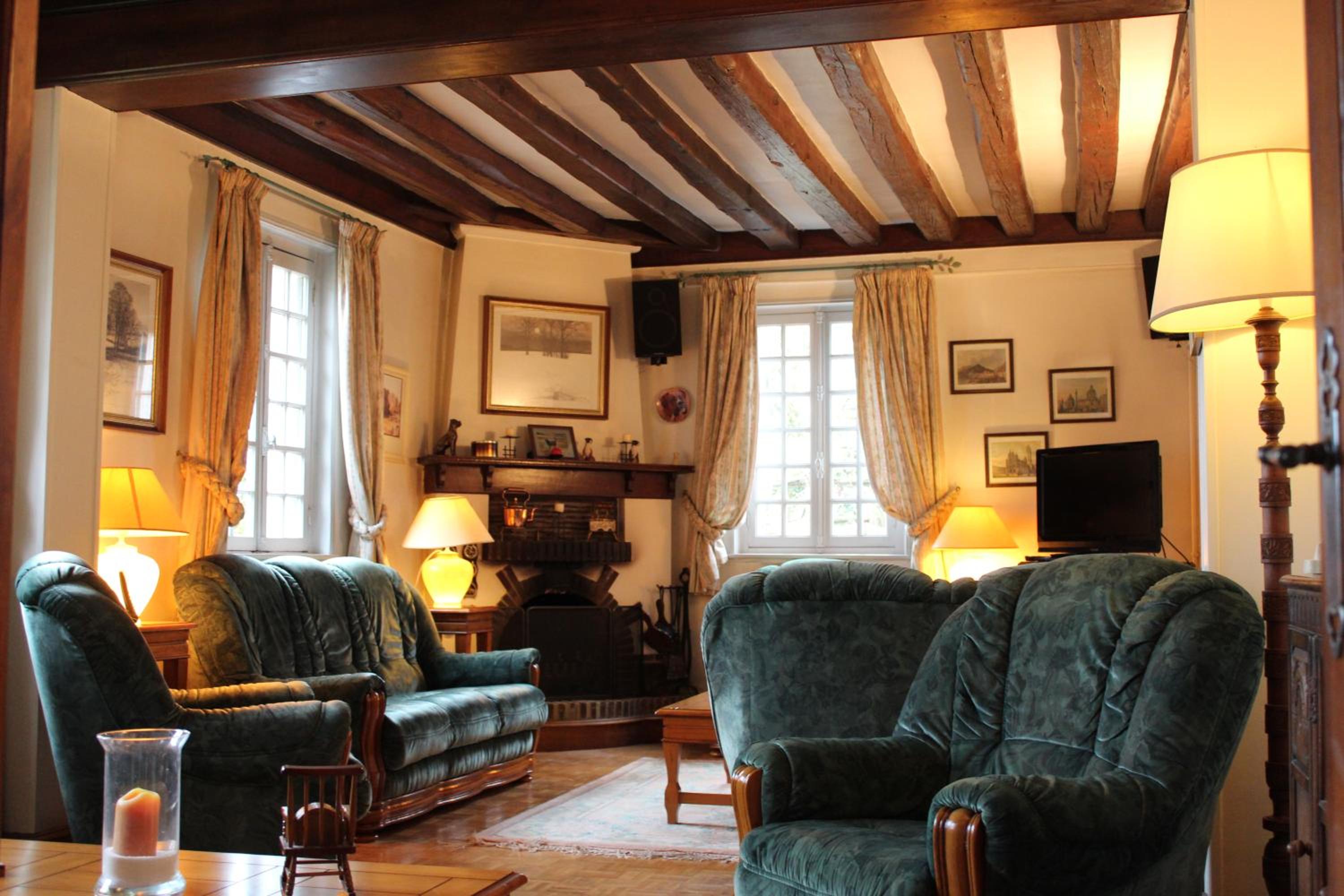 Photo 8