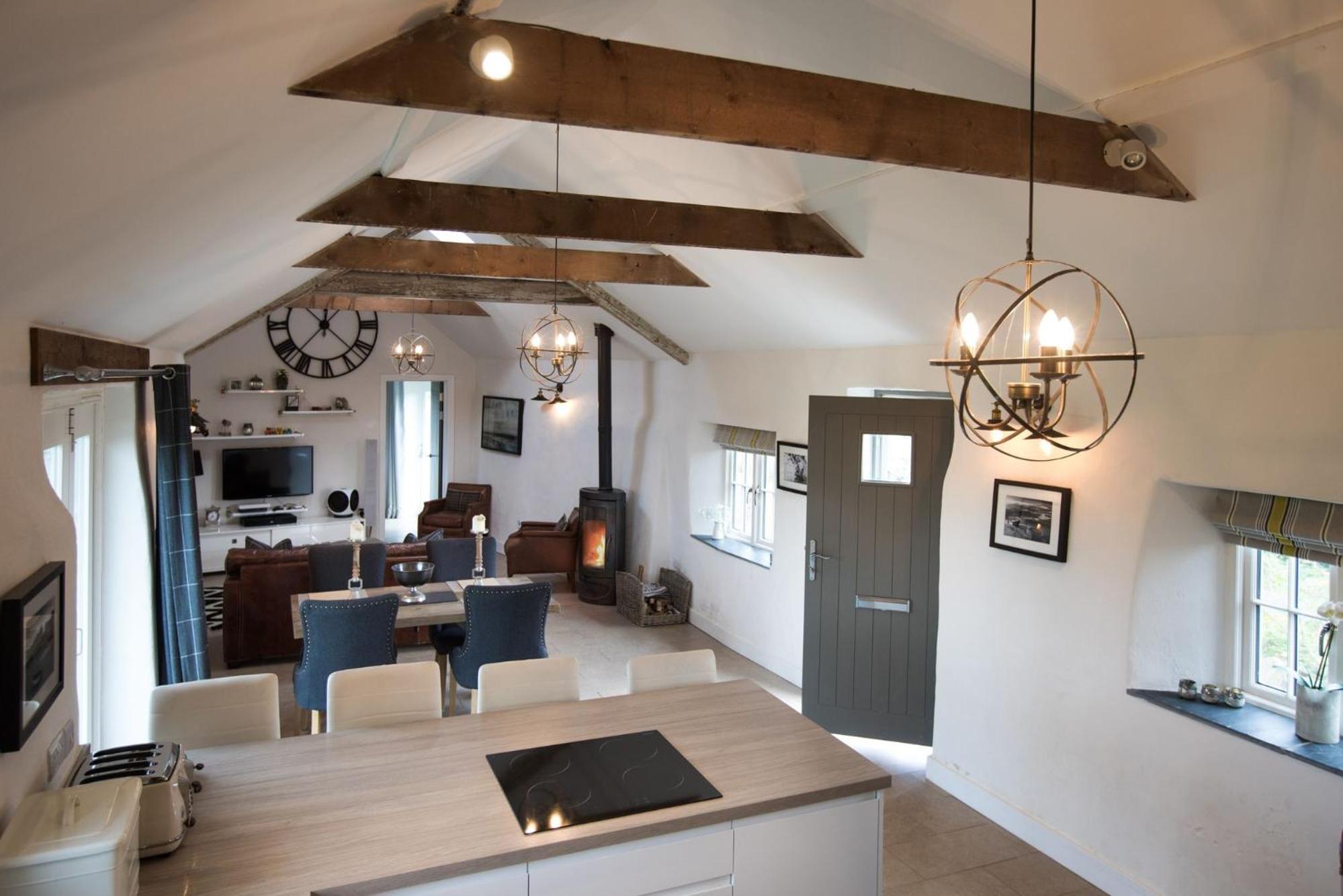 The Blacksmiths - Luxury Cottage, Countryside Views, Pet Friendly view 5