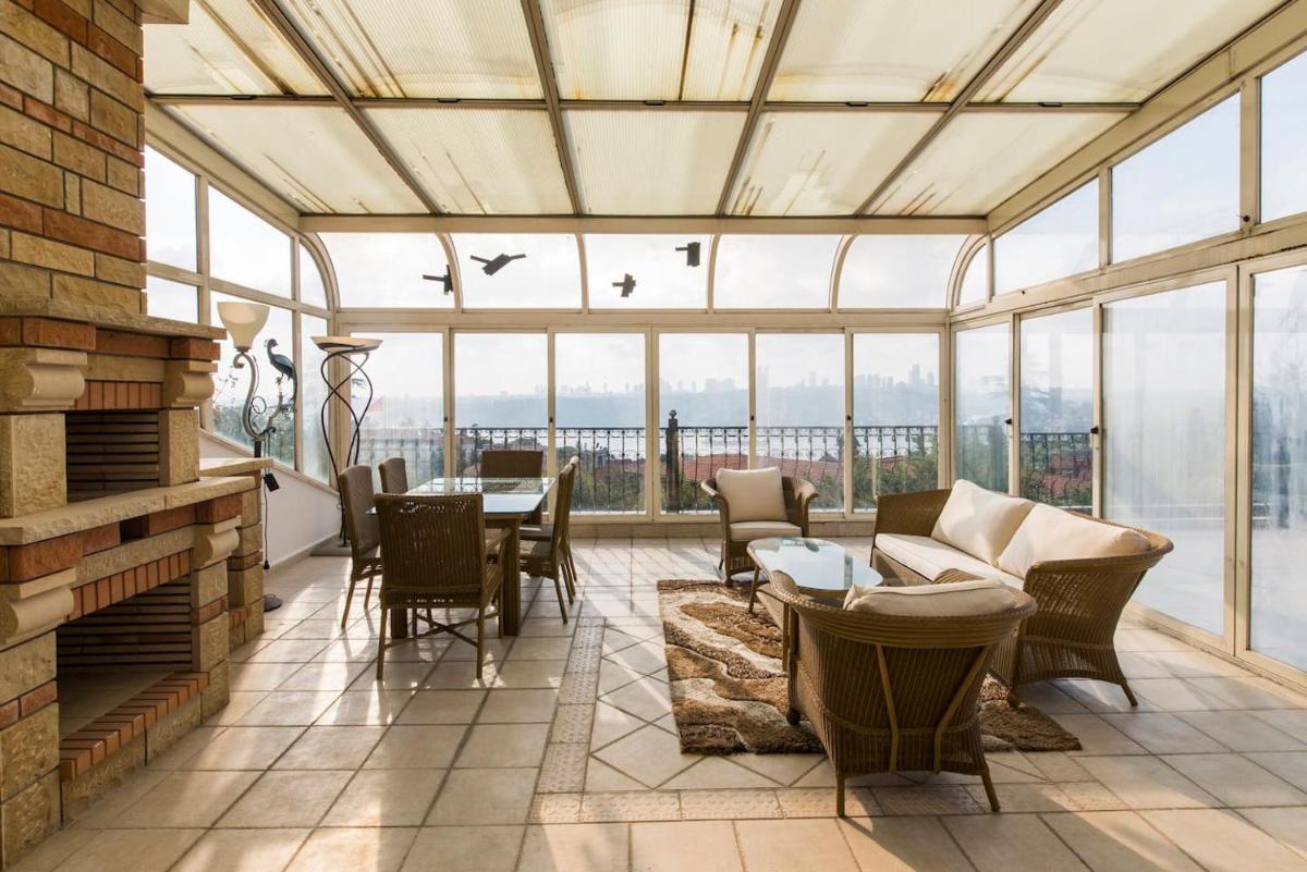outdoor BBQ area