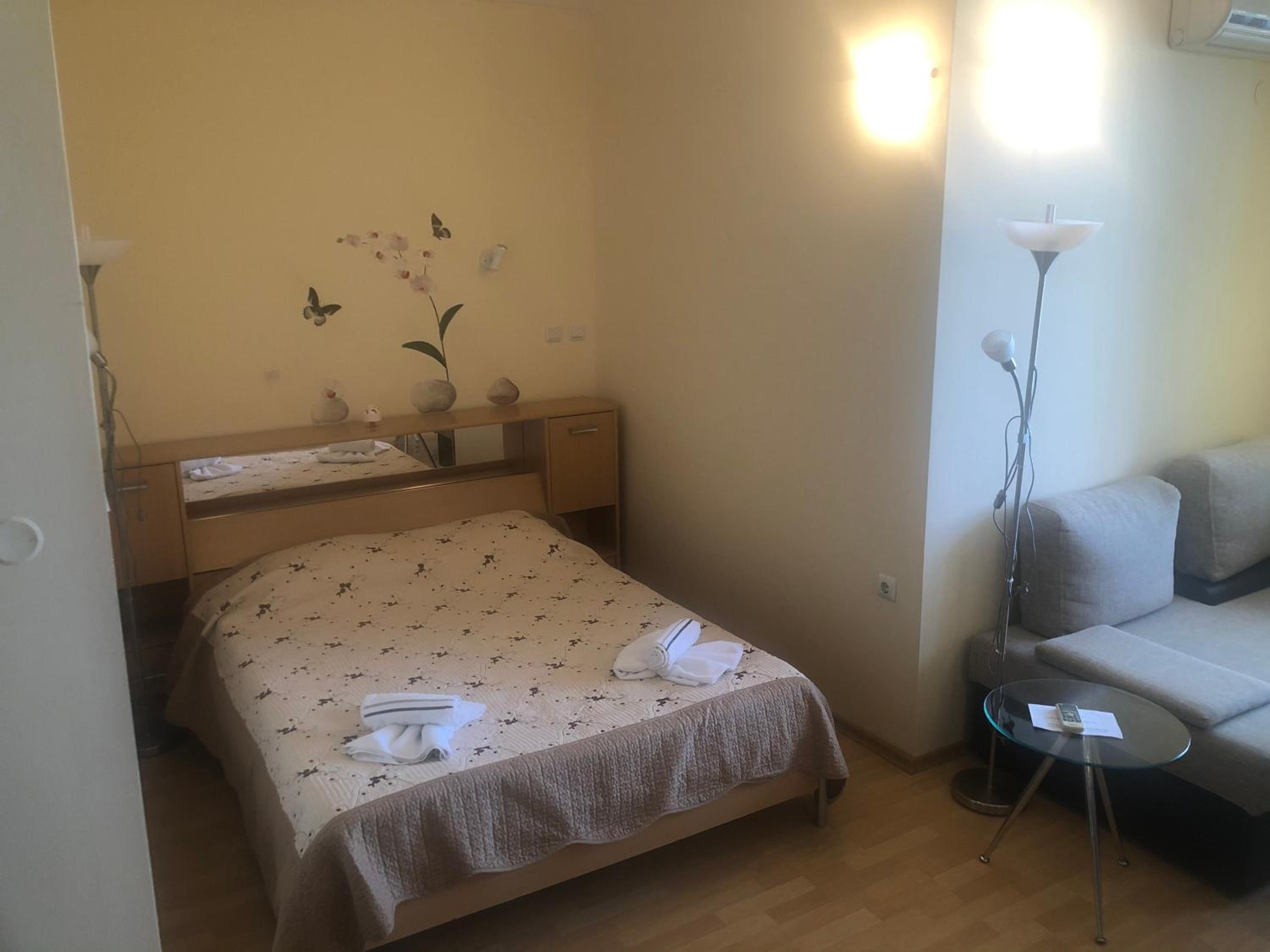 Dilov Apartments in Yalta Golden Sands