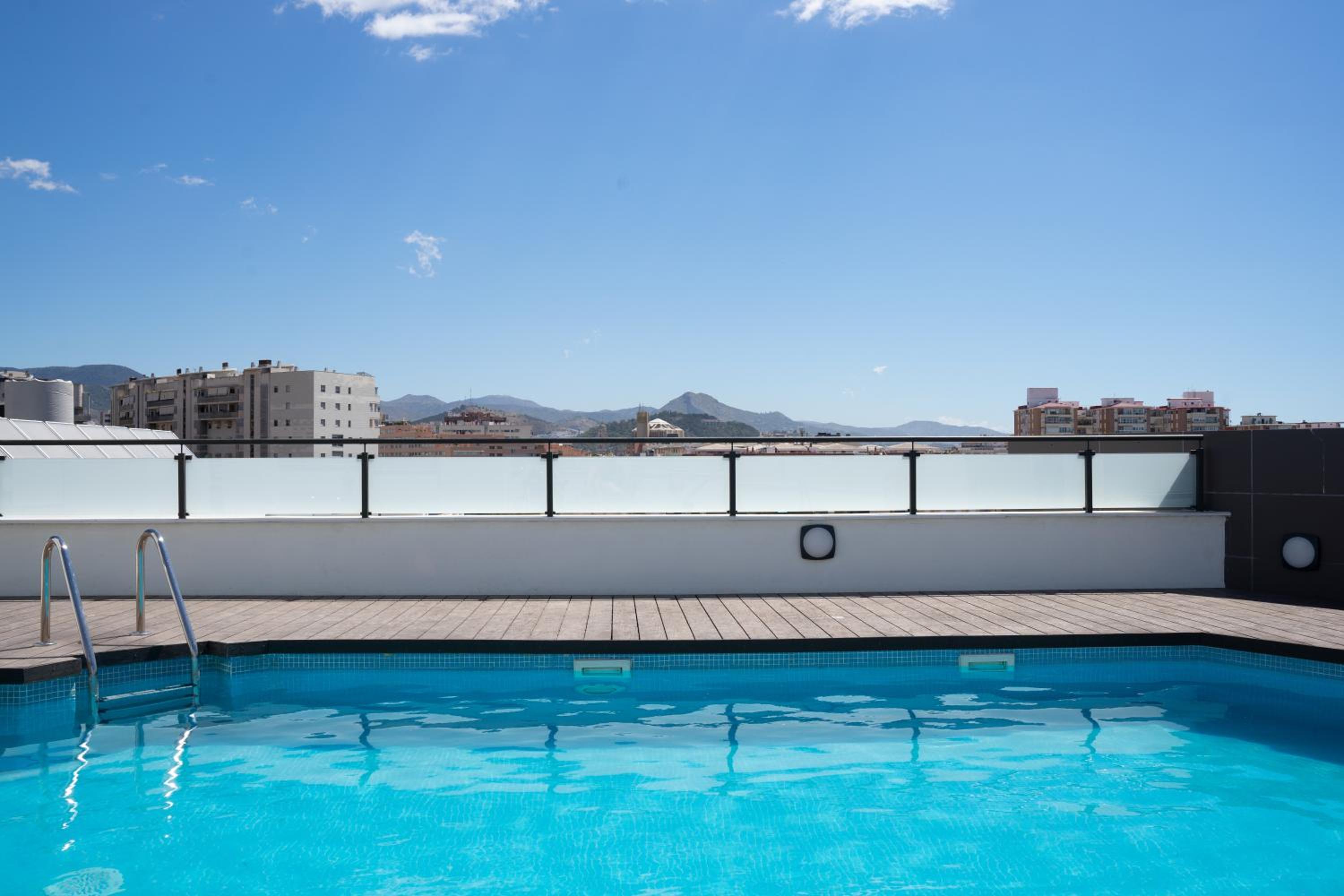 Central Premium Pool Terrace new