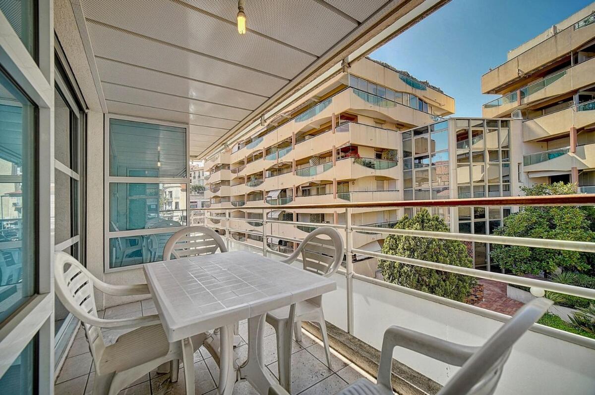MODERNE 3 PIECES CANNES CENTRE AVEC BALCON l! A2B67 photo 2