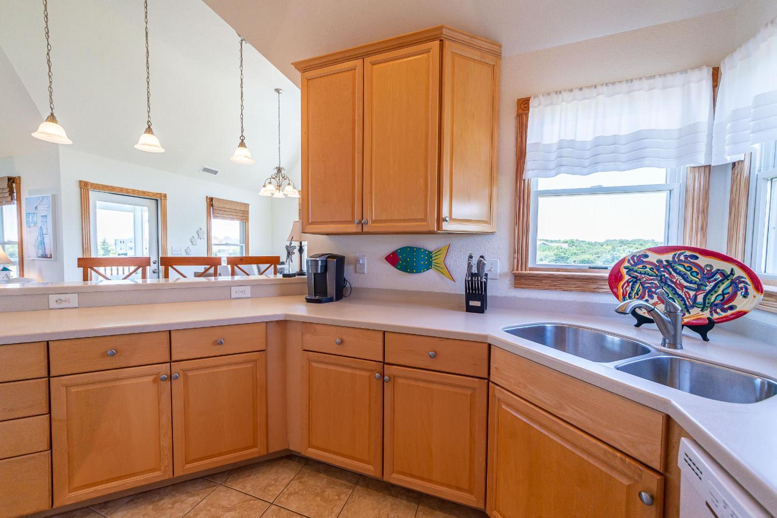 Puppy Love - Corolla, Villages at Ocean Hill, Pool, Hot Tub, Nearby Amenities, Lighthouse, Pets OK