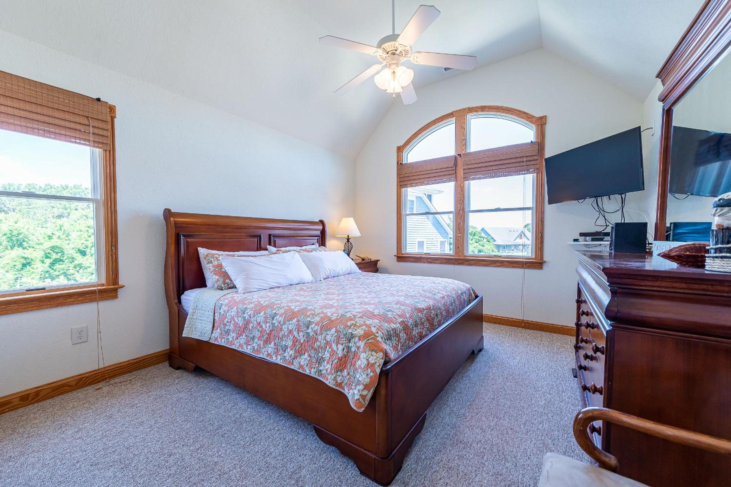 Puppy Love - Corolla, Villages at Ocean Hill, Pool, Hot Tub, Nearby Amenities, Lighthouse, Pets OK