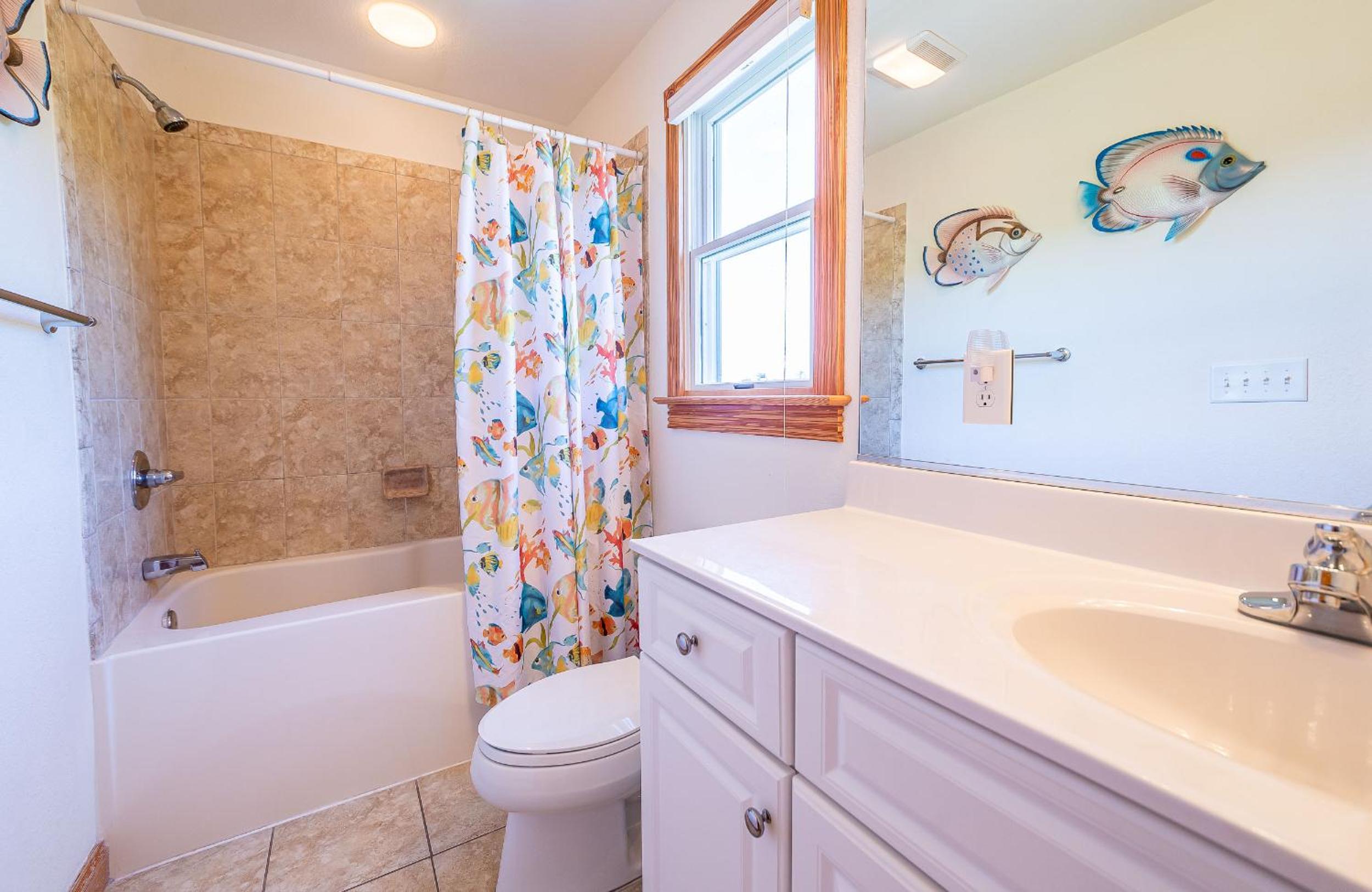 Puppy Love - Corolla, Villages at Ocean Hill, Pool, Hot Tub, Nearby Amenities, Lighthouse, Pets OK
