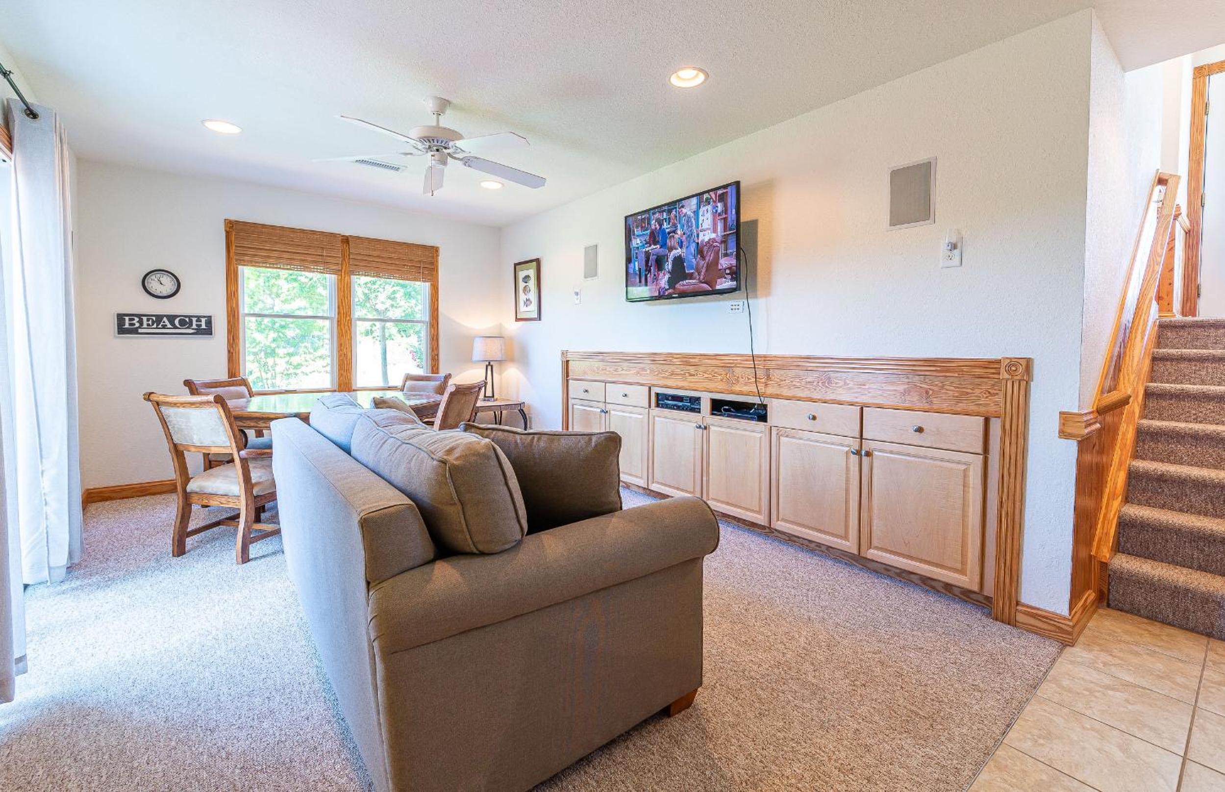 Puppy Love - Corolla, Villages at Ocean Hill, Pool, Hot Tub, Nearby Amenities, Lighthouse, Pets OK