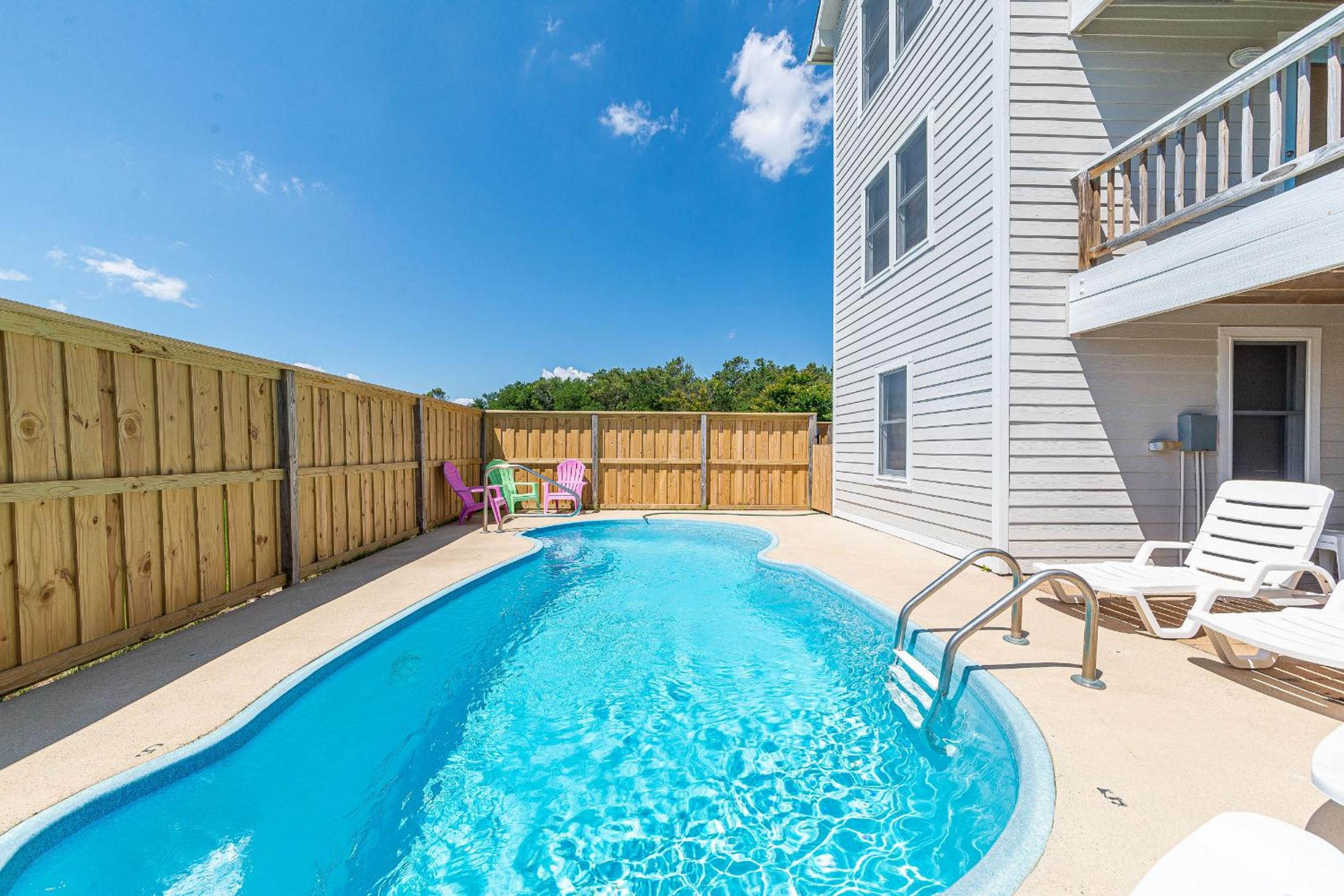 Puppy Love - Corolla, Villages at Ocean Hill, Pool, Hot Tub, Nearby Amenities, Lighthouse, Pets OK