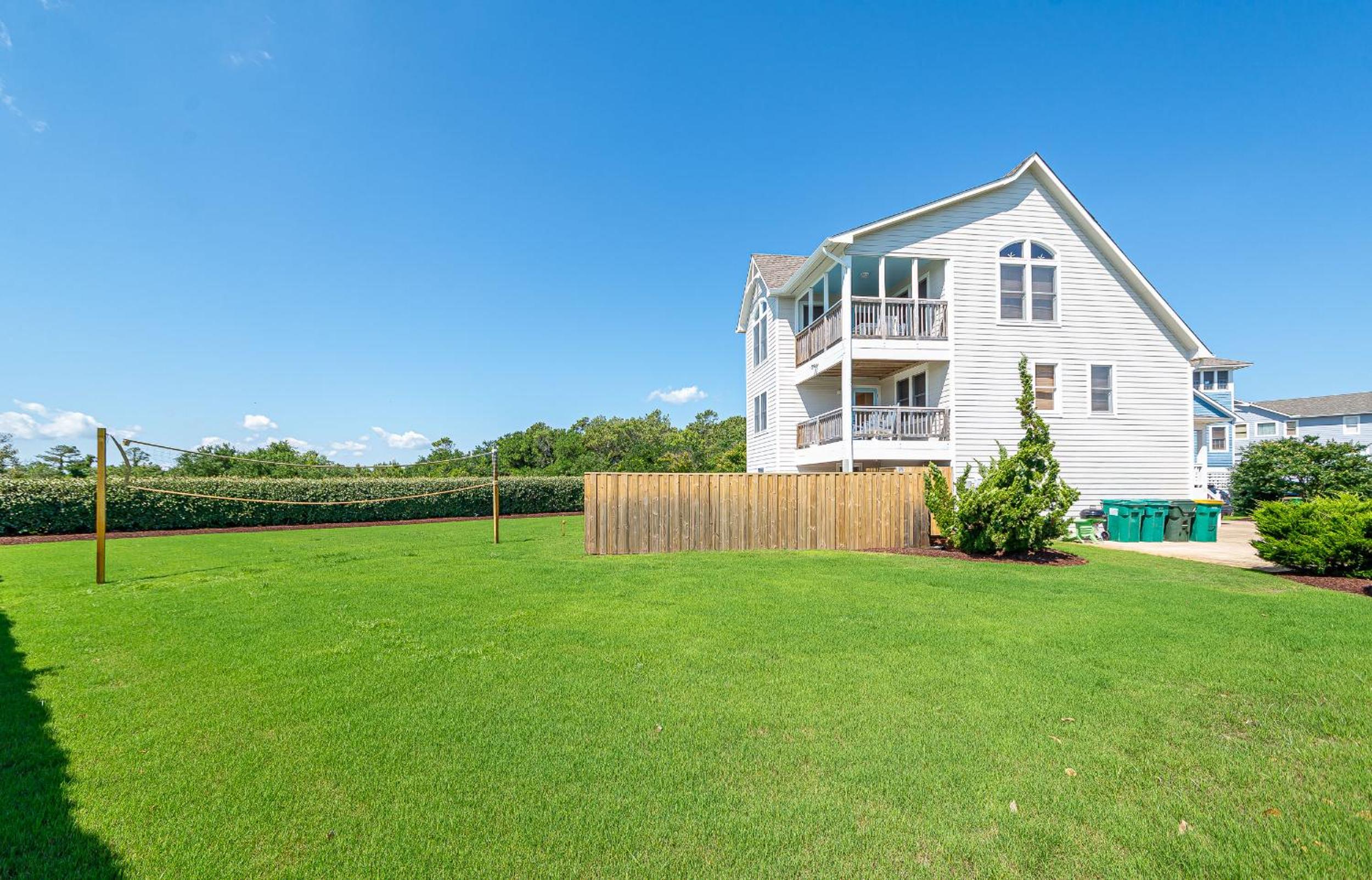 Puppy Love - Corolla, Villages at Ocean Hill, Pool, Hot Tub, Nearby Amenities, Lighthouse, Pets OK