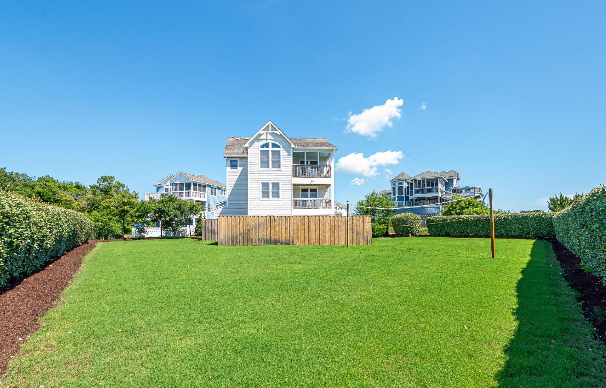 Puppy Love - Corolla, Villages at Ocean Hill, Pool, Hot Tub, Nearby Amenities, Lighthouse, Pets OK
