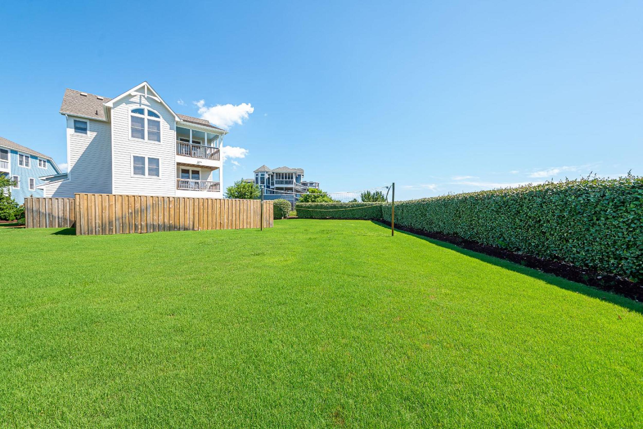 Puppy Love - Corolla, Villages at Ocean Hill, Pool, Hot Tub, Nearby Amenities, Lighthouse, Pets OK