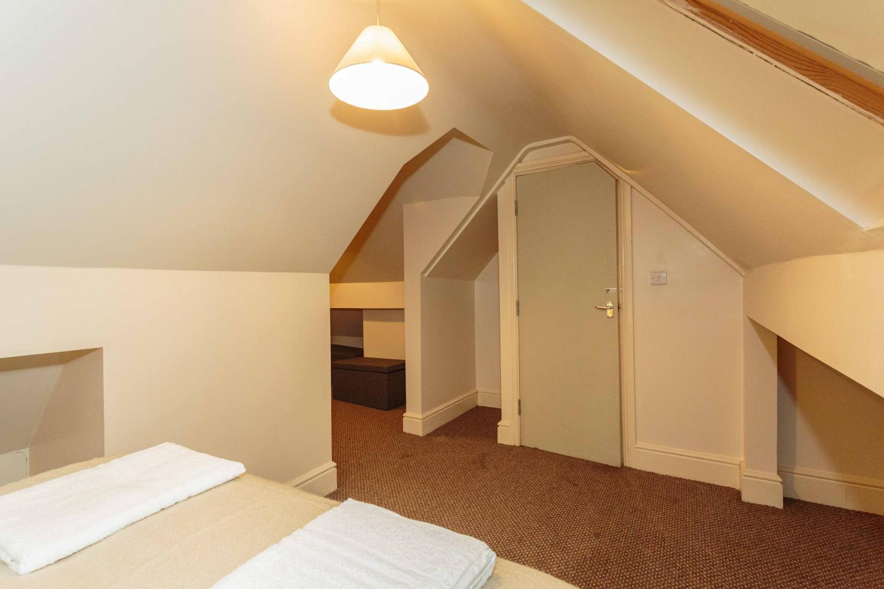 Cherry Property - Coconut Suite view 3