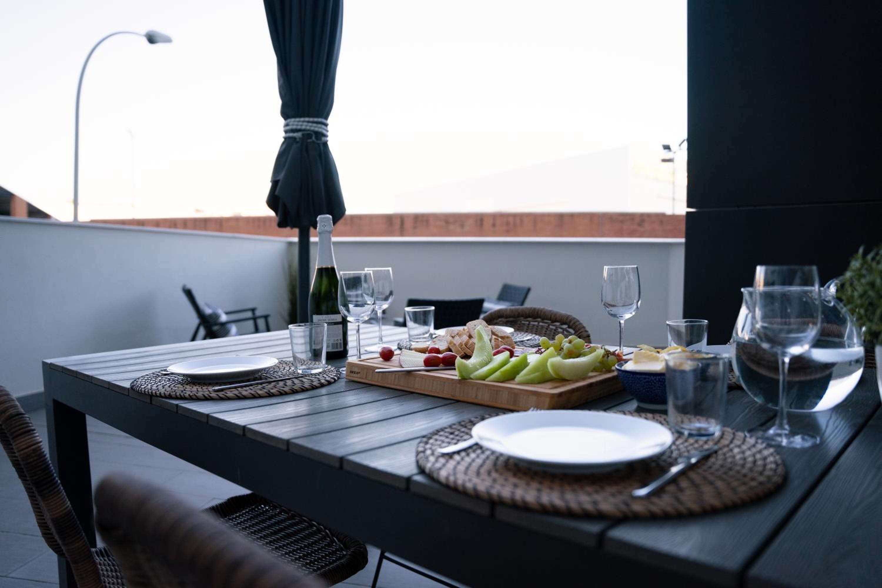 Central Premium Pool Terrace new