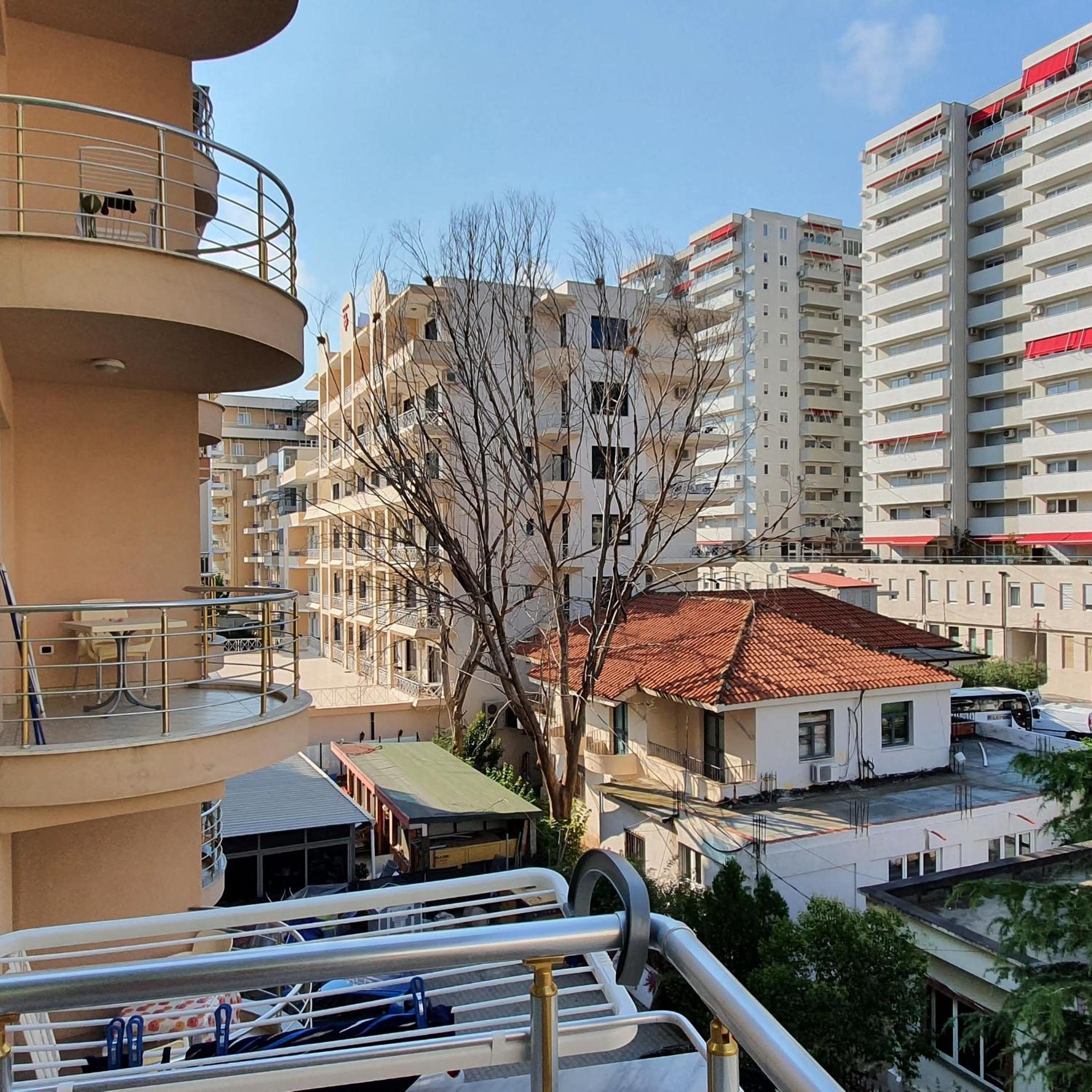 Sunset Apartment photo 4